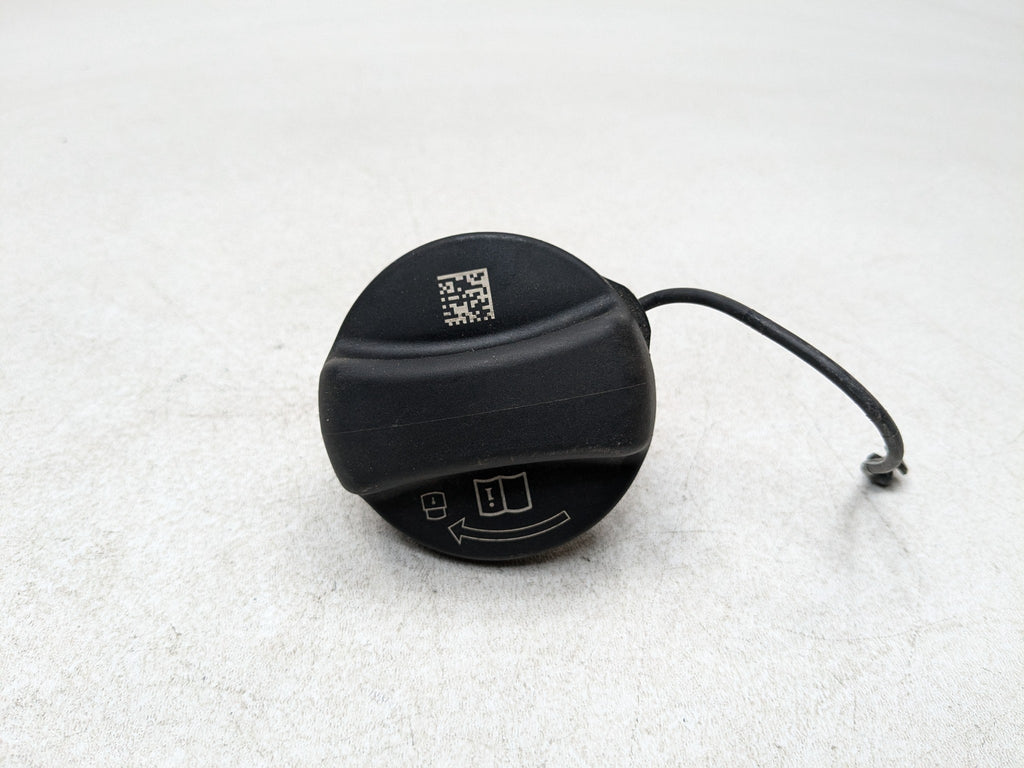 2014 - 2016 BMW 228I OEM FUEL GAS TANK FILLER CAP ASSEMBLY BLACK