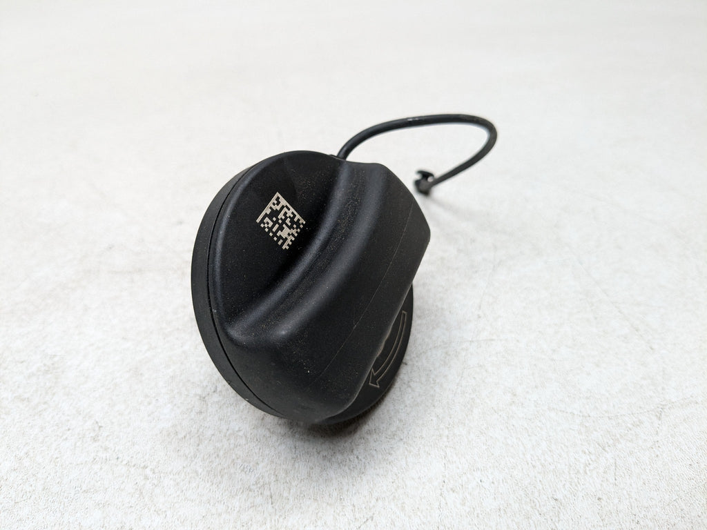 2014 - 2016 BMW 228I OEM FUEL GAS TANK FILLER CAP ASSEMBLY BLACK