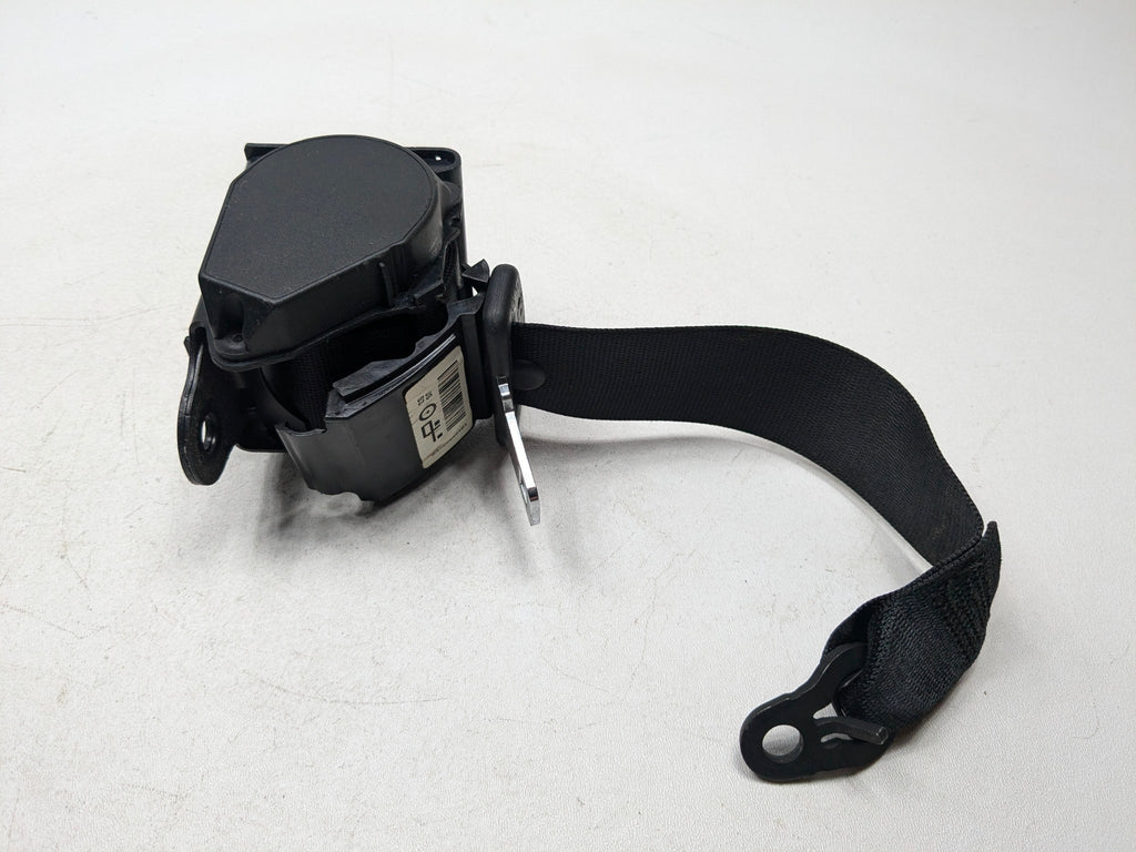 2014 - 2016 BMW 228I OEM SEAT BELT RETRACTOR FRONT LEFT DRIVER SIDE
