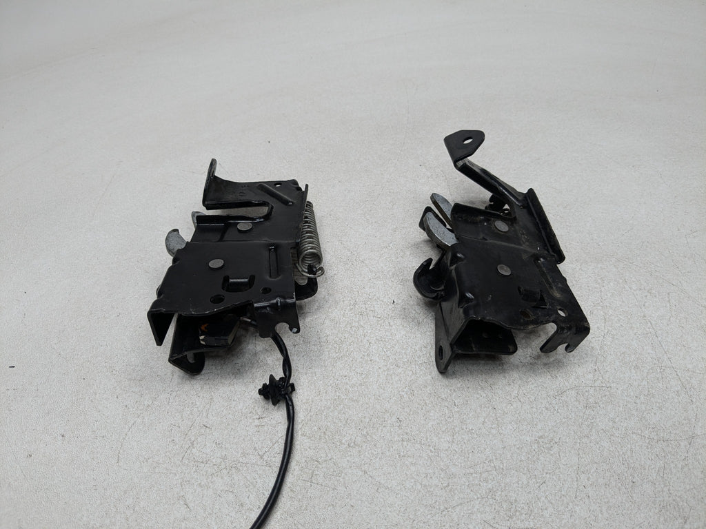 2014 - 2016 BMW 228I OEM HOOD LATCH CATCH LOCK FRONT RIGHT LEFT SET