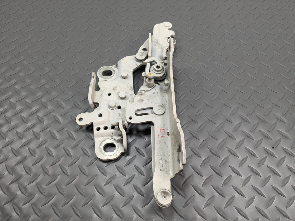 2014 - 2016 BMW 228I OEM HOOD HINGE SUPPORT BRACKET FRONT LEFT DRIVER SIDE