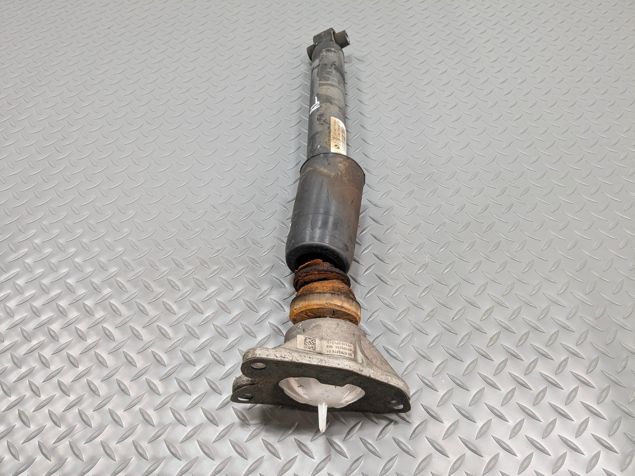 2014 - 2016 BMW 228I OEM SHOCK ABSORBER STRUT REAR LEFT DRIVER SIDE