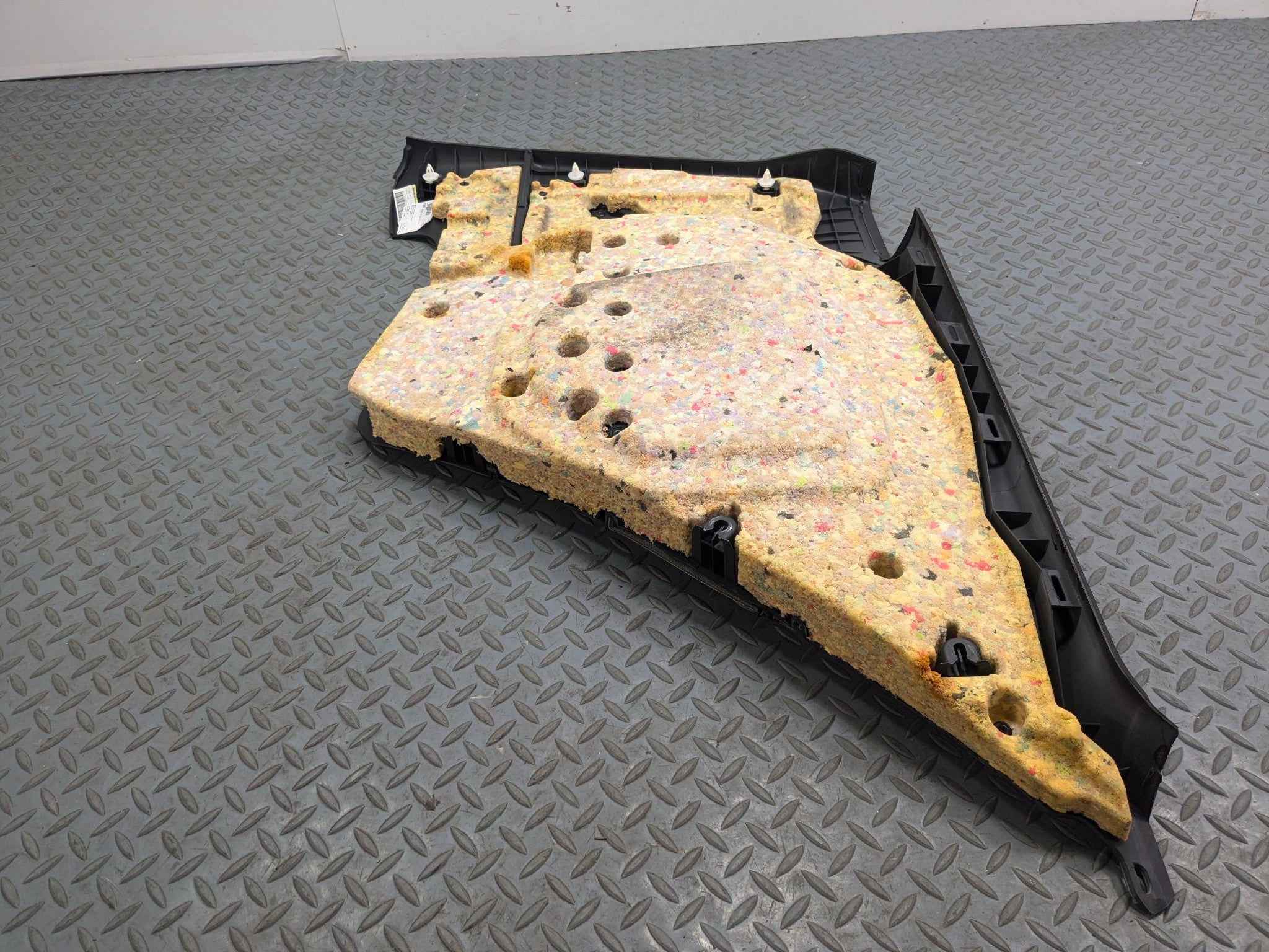 2014 - 2016 BMW 228I OEM INTERIOR QUARTER PANEL TRIM COVER REAR LEFT SIDE BLACK