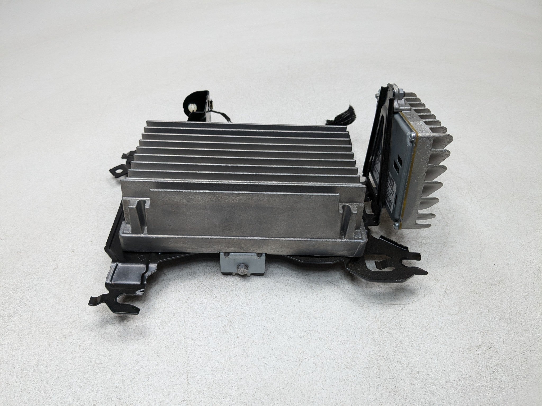 2014 - 2016 BMW 228I OEM HIFI SOUND SYSTEM RADIO AUDIO STEREO AMPLIFIER MODULE