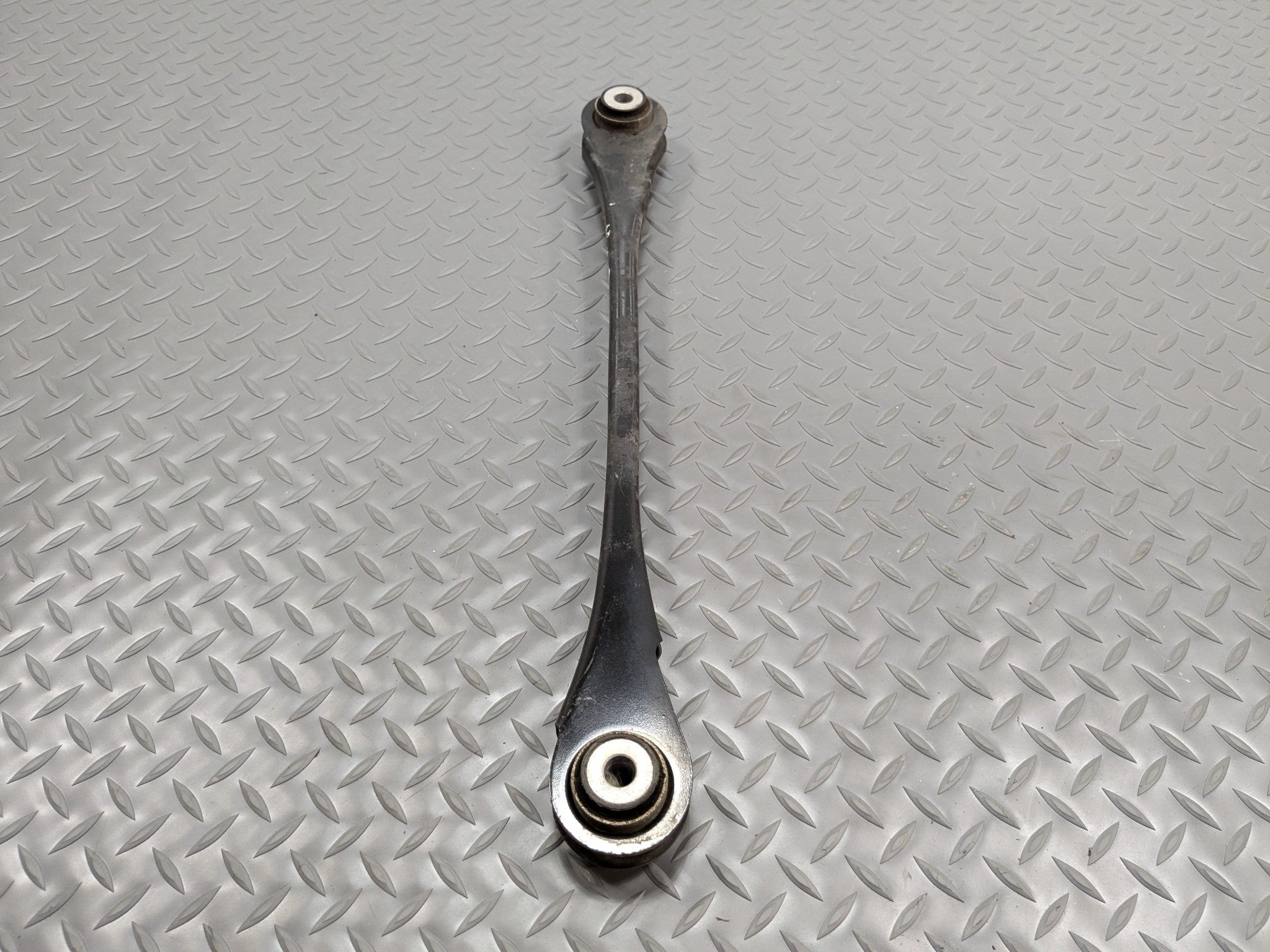 2014 - 2016 BMW 228I OEM LOWER CONTROL ARM REAR LEFT SIDE