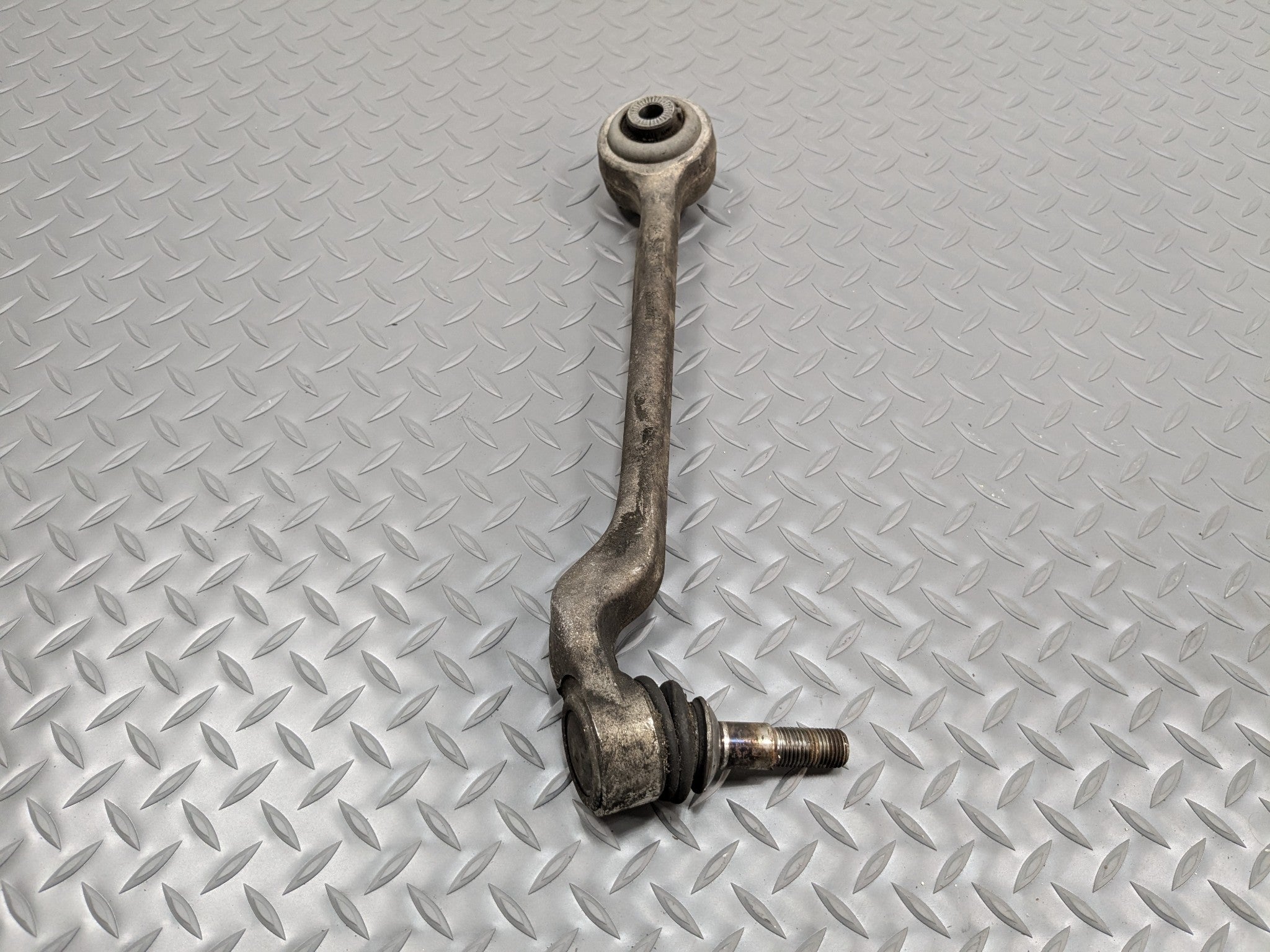 2014 - 2016 BMW 228I OEM REARWARD LOWER CONTROL ARM FRONT LEFT DRIVER SIDE