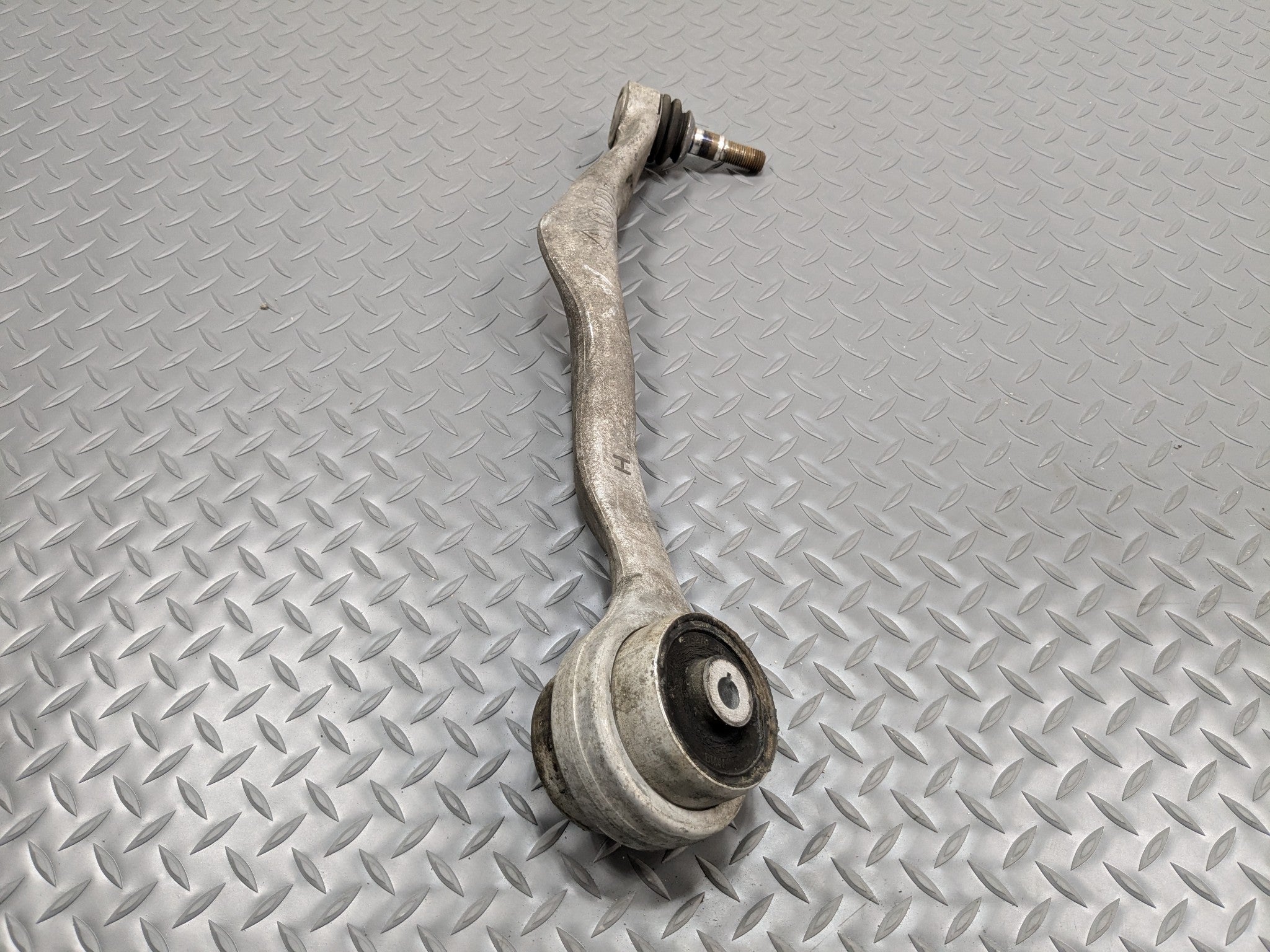 2014 - 2016 BMW 228I OEM LOWER CONTROL ARM FRONT LEFT FORWARD DRIVER SIDE