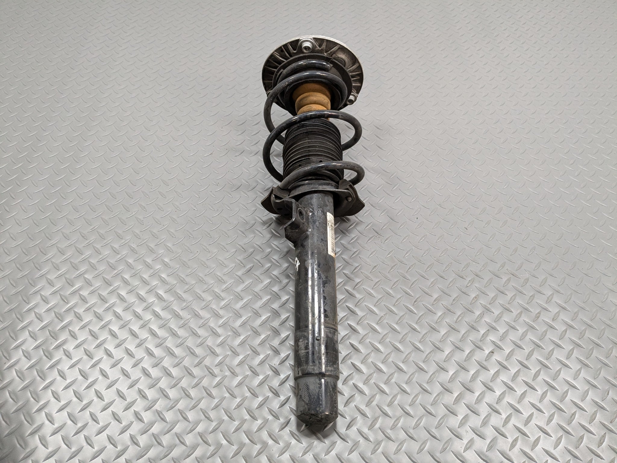 2014 - 2016 BMW 228I OEM SHOCK ABSORBER STRUT ASSEMBLY FRONT RIGHT PASSENGER