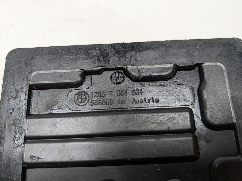 2014 - 2016 BMW 228I OEM POWER INTEGRATED SUPPLY CONTROL MODULE UNIT