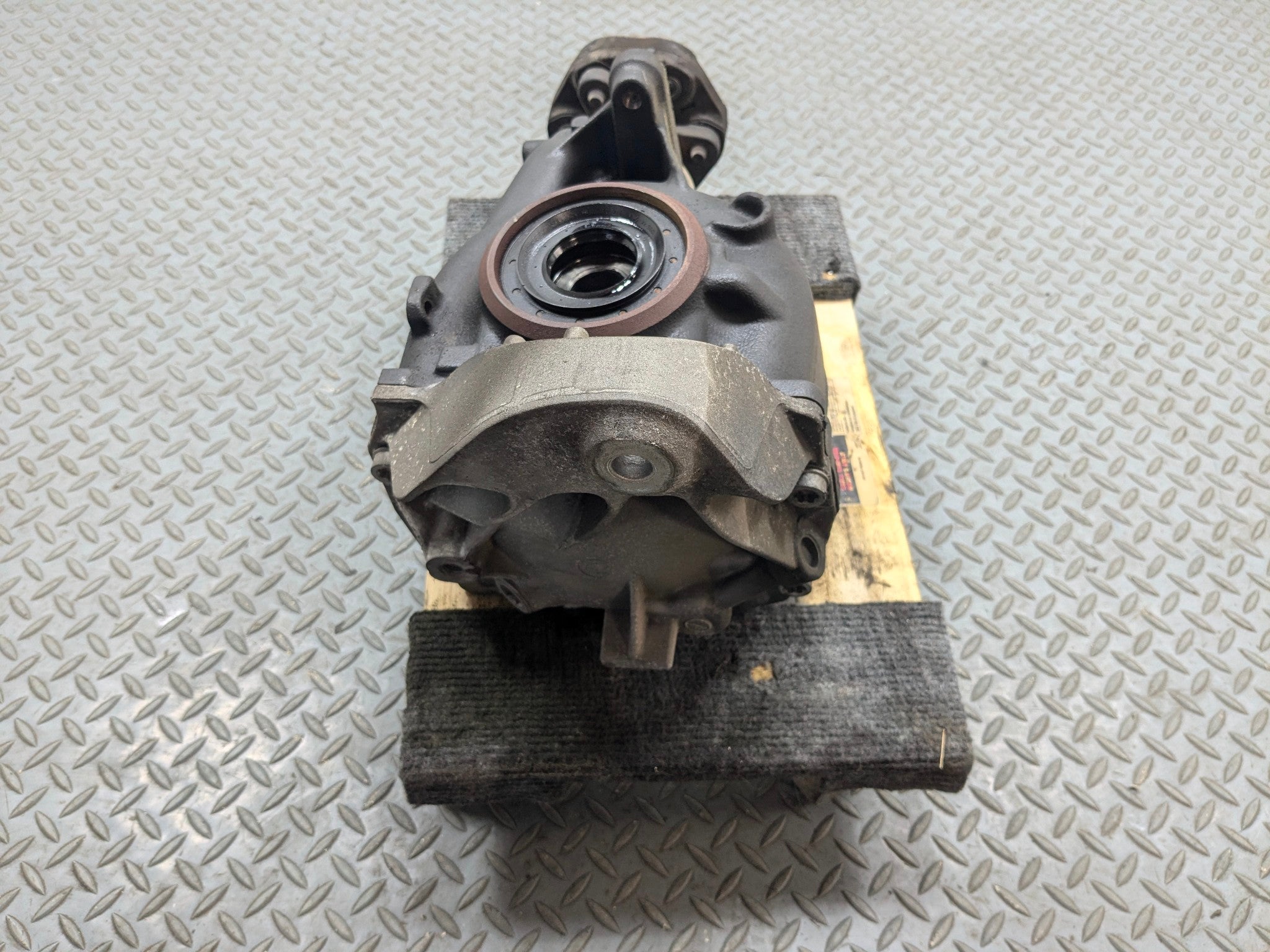 2014 - 2016 BMW 228I OEM REAR AXLE DIFFERENTIAL CARRIER ASSEMBLY