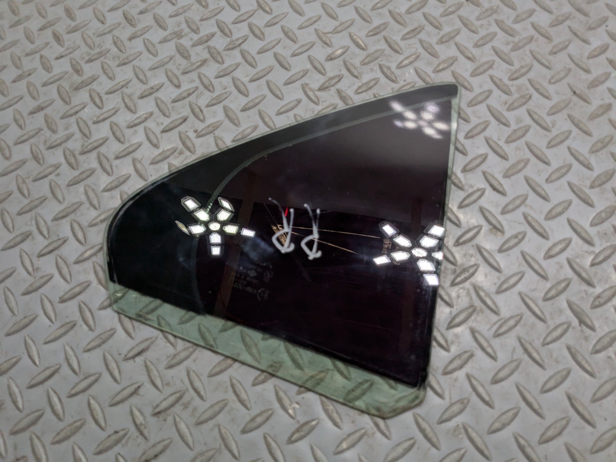 2004 - 2008 ACURA TSX OEM REAR VENT GLASS PASSENGER RIGHT WITH BLACK TINT