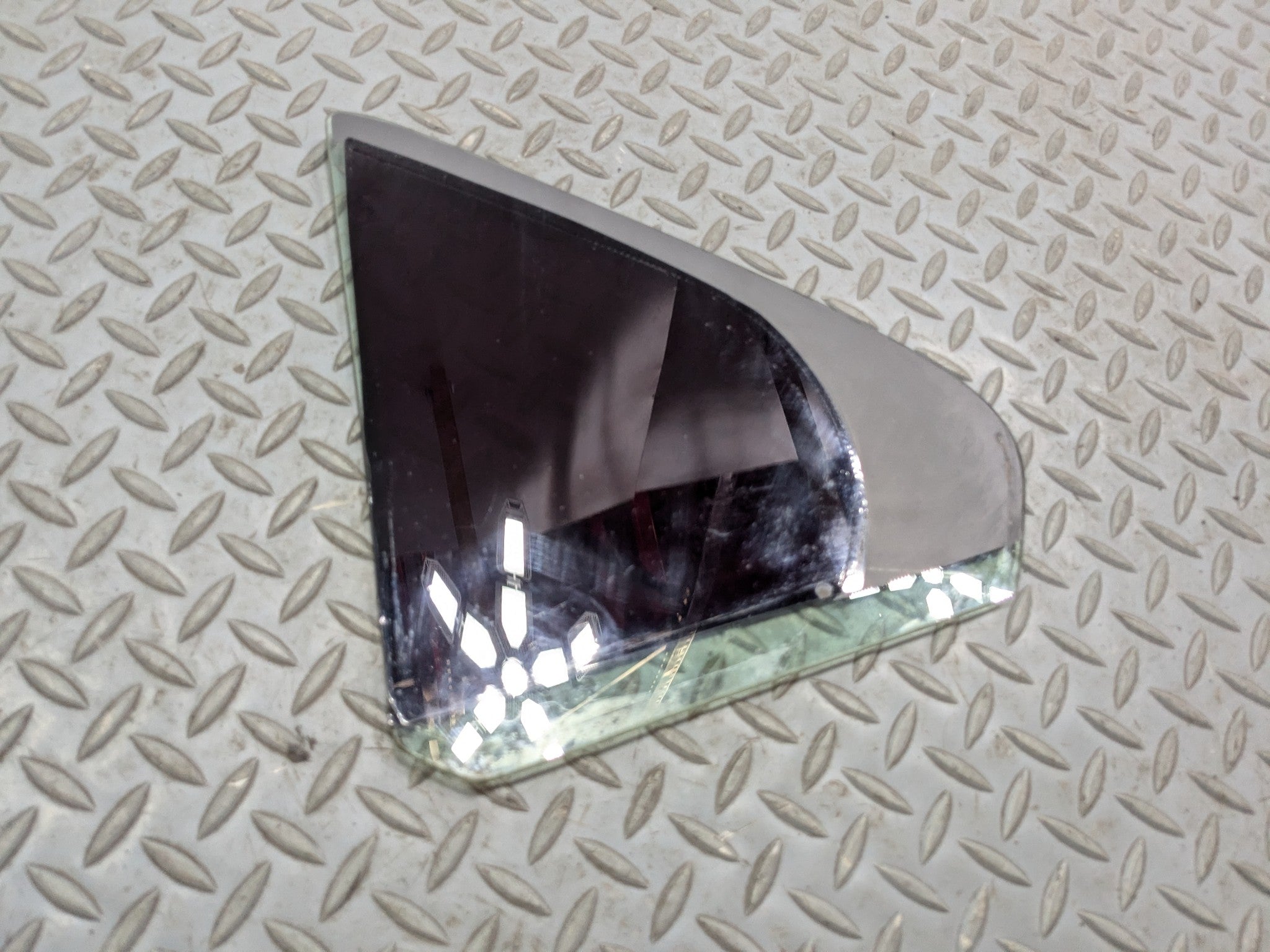 2004 - 2008 ACURA TSX OEM REAR VENT GLASS PASSENGER RIGHT WITH BLACK TINT