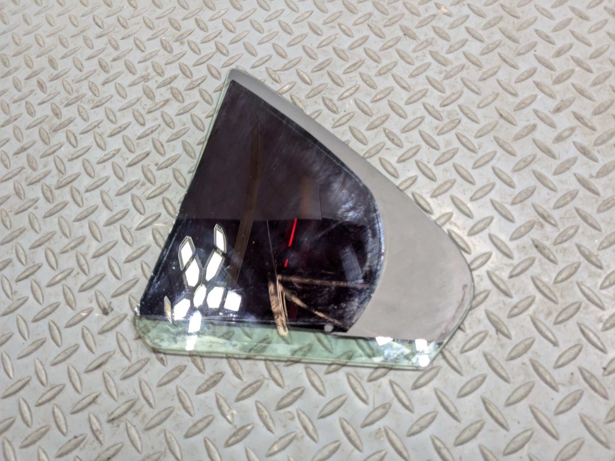 2004 - 2008 ACURA TSX OEM REAR VENT GLASS PASSENGER RIGHT WITH BLACK TINT