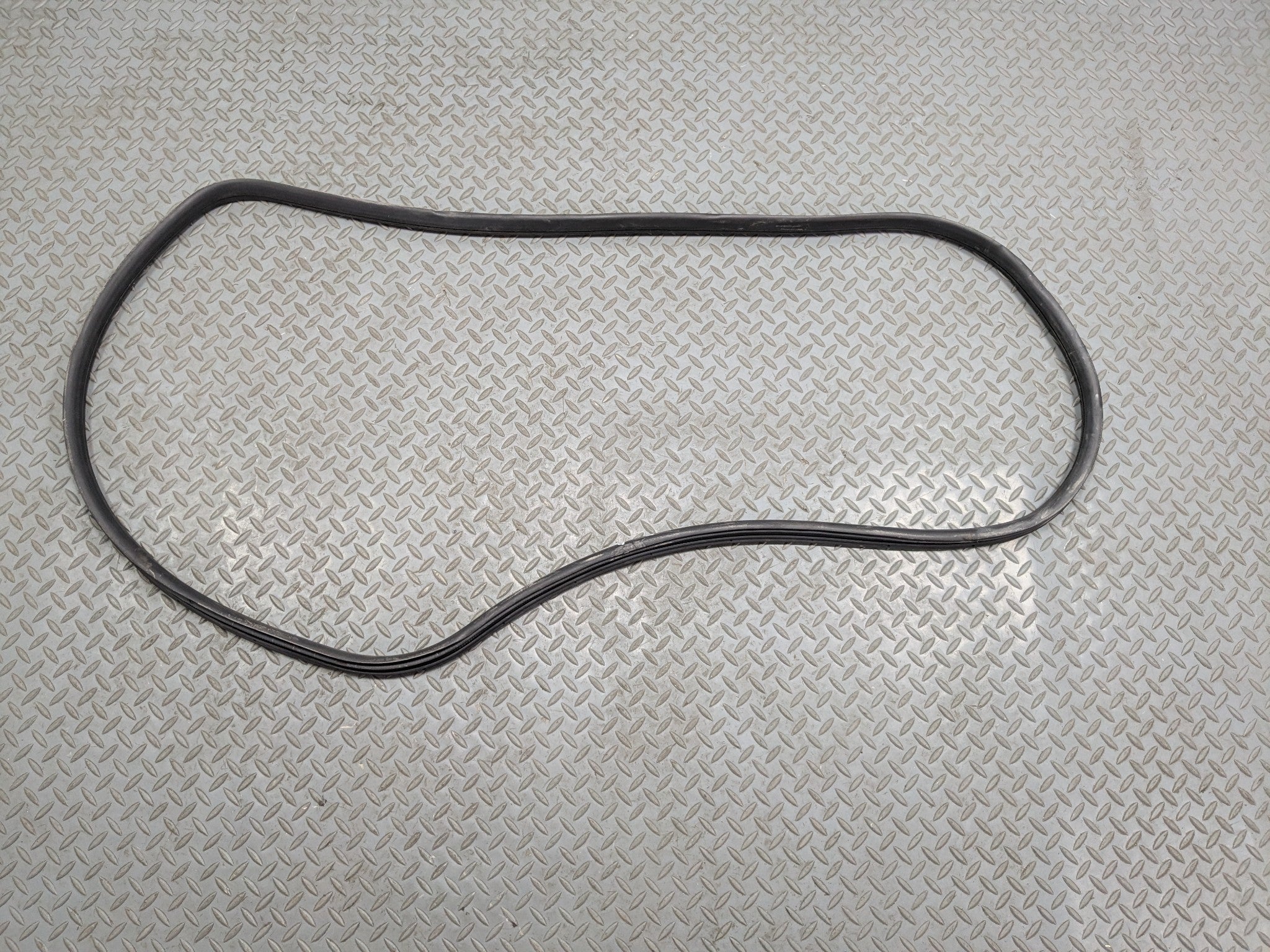 04 - 08 ACURA TSX OEM DOOR SEAL WEATHER STRIPPING RUBBER REAR LEFT DRIVER SIDE