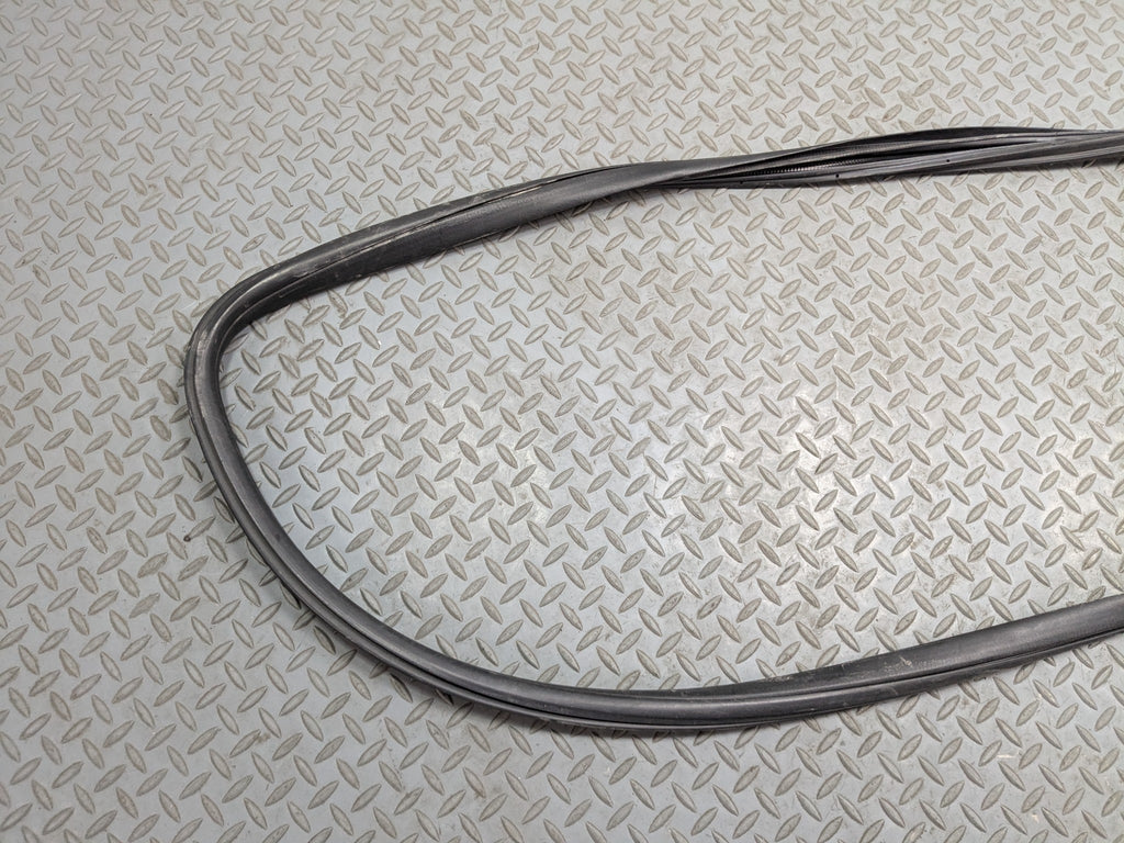 04 - 08 ACURA TSX OEM DOOR SEAL WEATHER STRIPPING RUBBER FRONT LEFT DRIVER SIDE