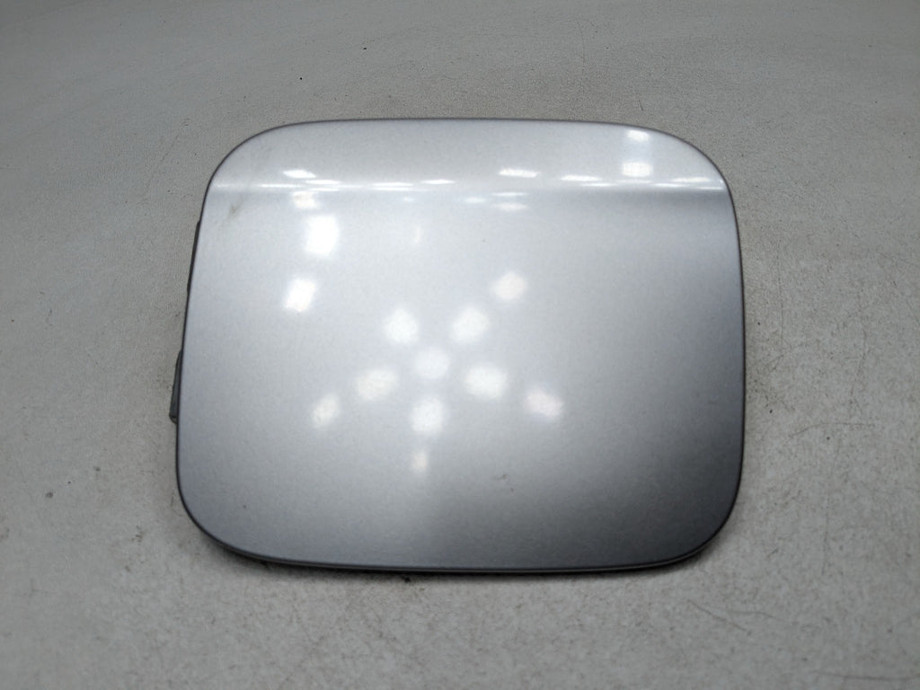 2004 - 2008 ACURA TSX OEM FUEL TANK GAS FILLER DOOR COVER ASSEMBLY