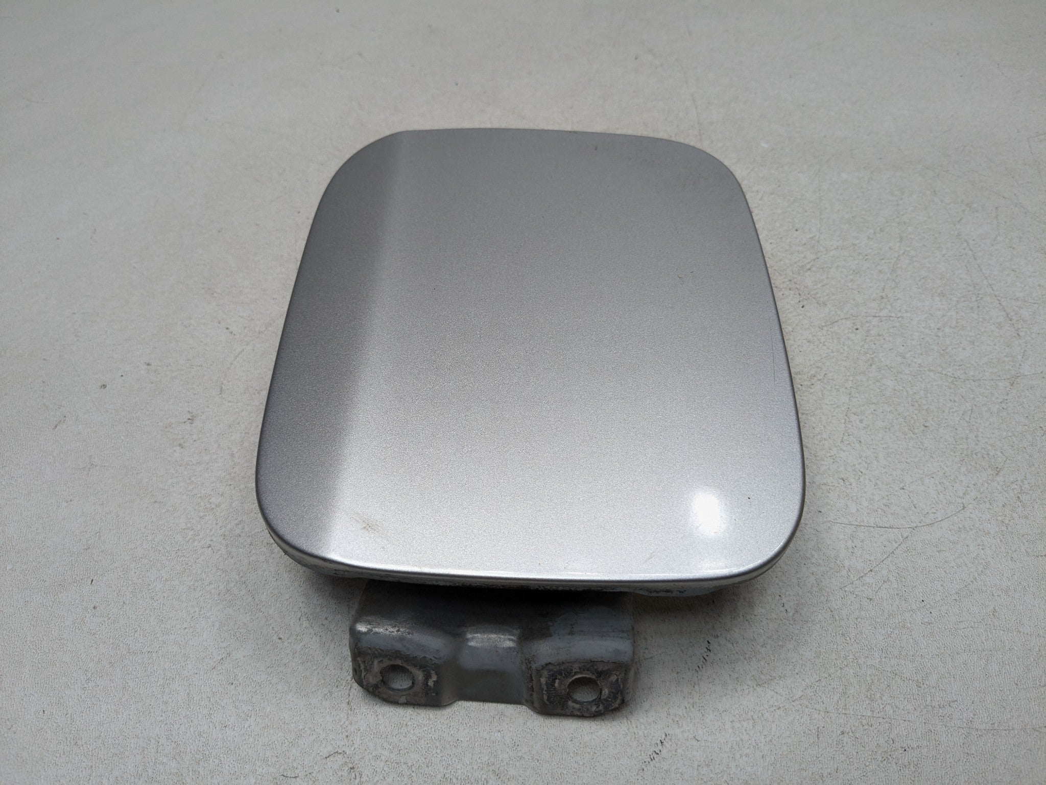 2004 - 2008 ACURA TSX OEM FUEL TANK GAS FILLER DOOR COVER ASSEMBLY