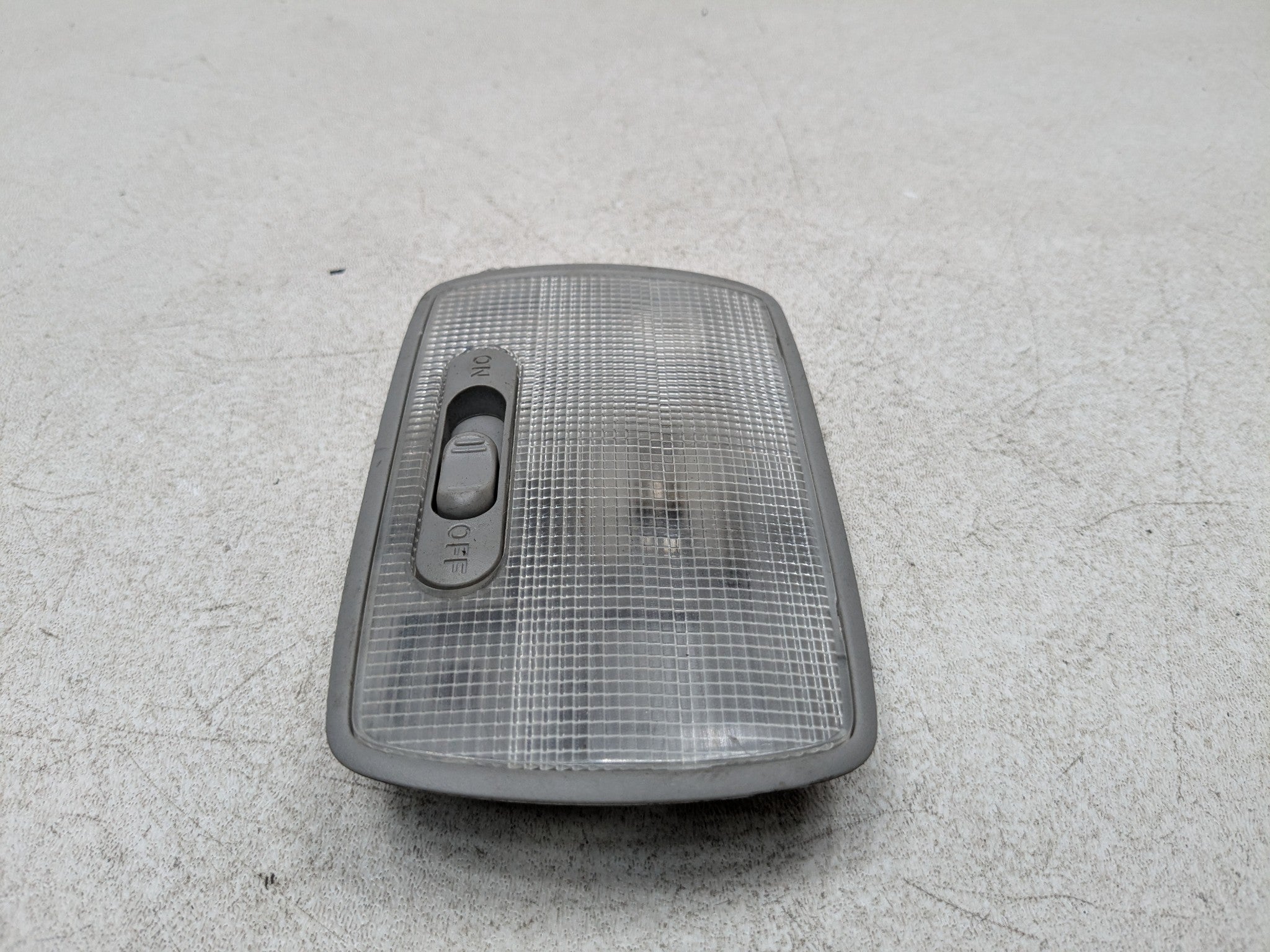 2004 - 2008 ACURA TSX OEM INTERIOR LIGHT ASSEMBLY REAR OVERHEAD UPPER ROOF