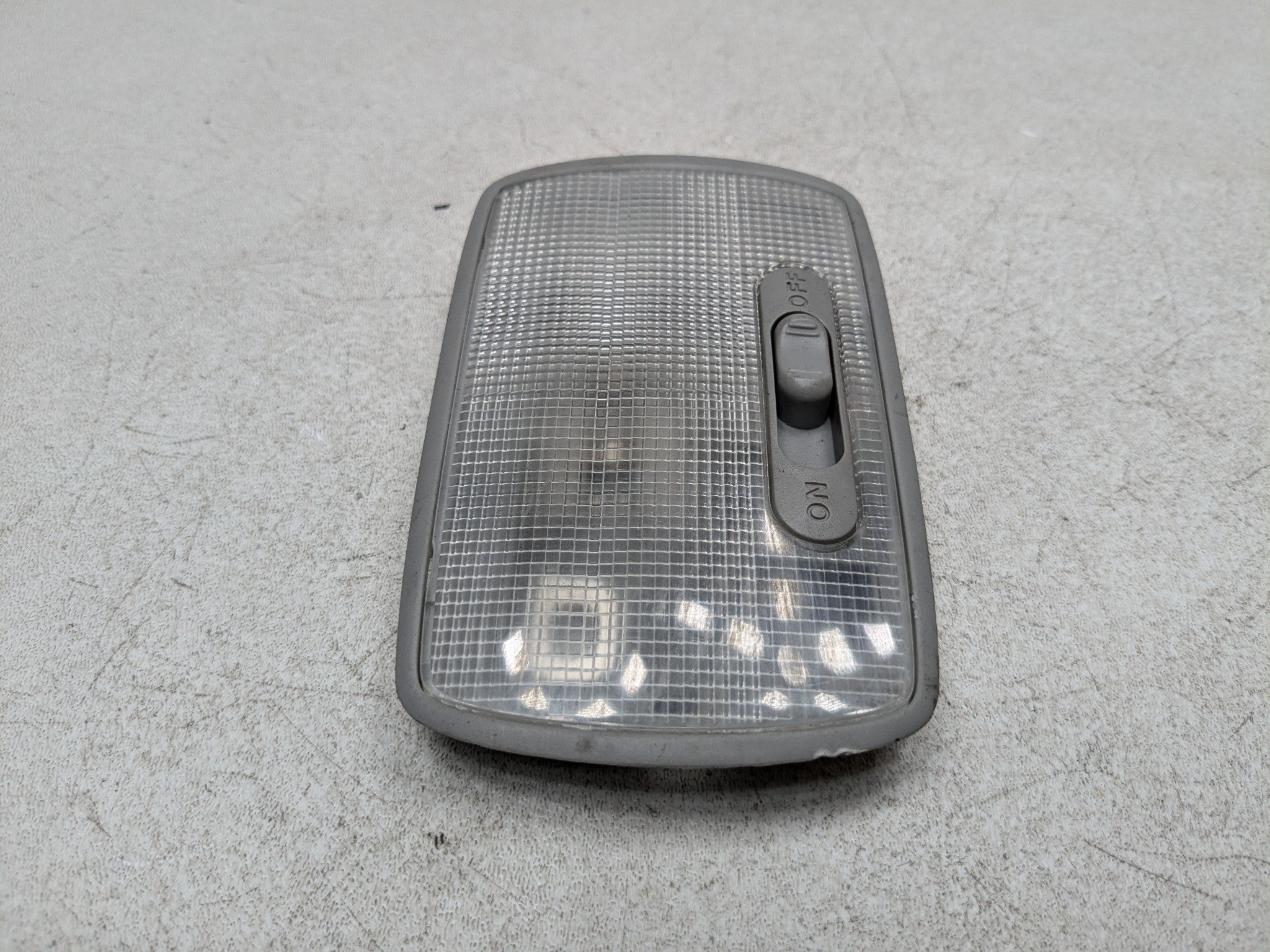 2004 - 2008 ACURA TSX OEM INTERIOR LIGHT ASSEMBLY REAR OVERHEAD UPPER ROOF