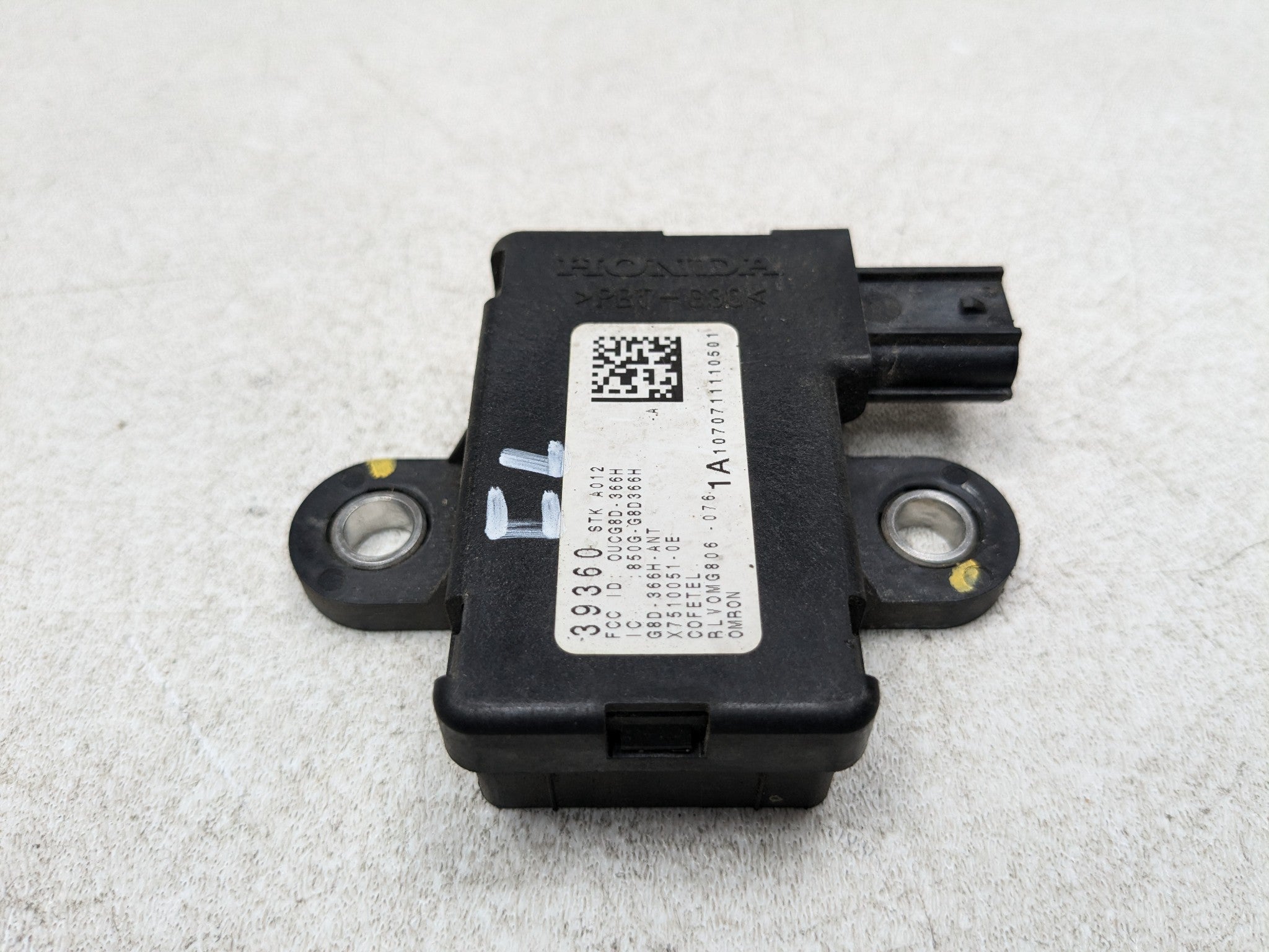 2004 - 2008 ACURA TSX OEM TPMS TIRE PRESSURE MONITORING SENSOR FRONT LEFT SIDE