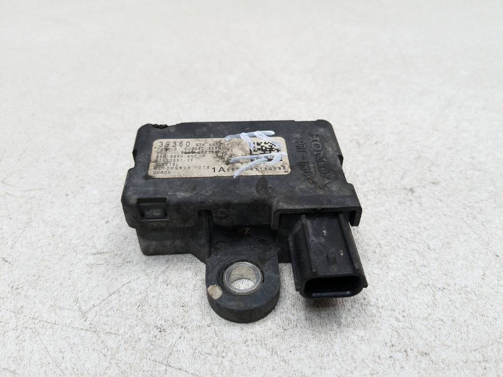 2004 - 2008 ACURA TSX OEM TPMS TIRE PRESSURE MONITORING SENSOR FRONT RIGHT SIDE