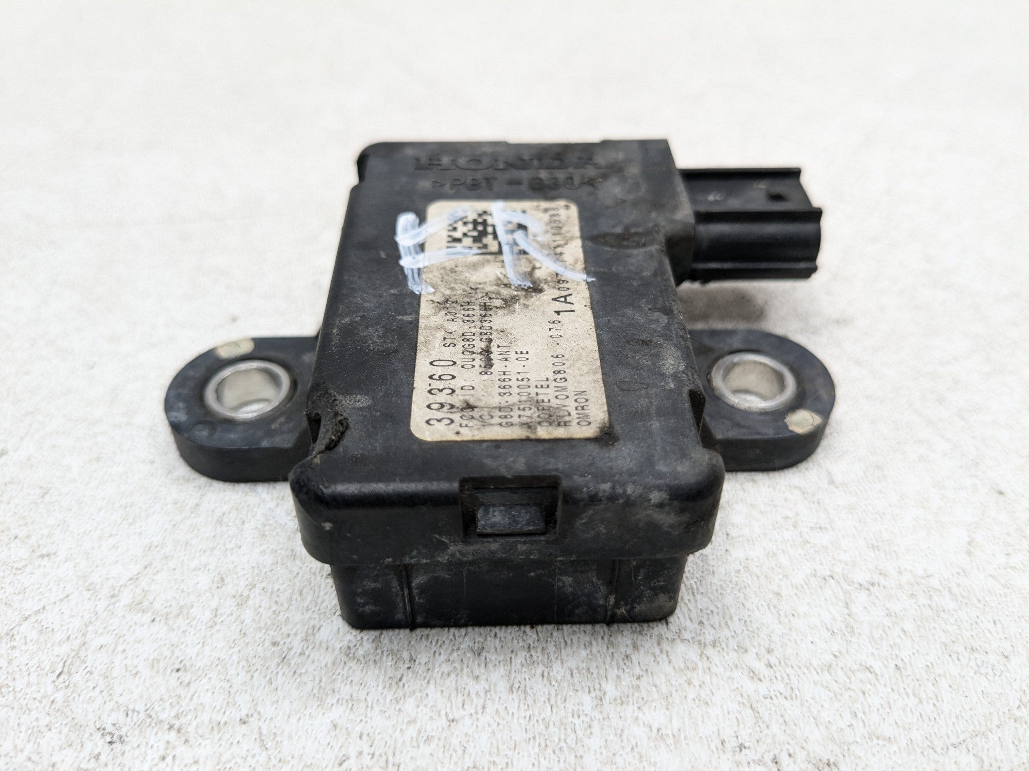 2004 - 2008 ACURA TSX OEM TPMS TIRE PRESSURE MONITORING SENSOR FRONT RIGHT SIDE