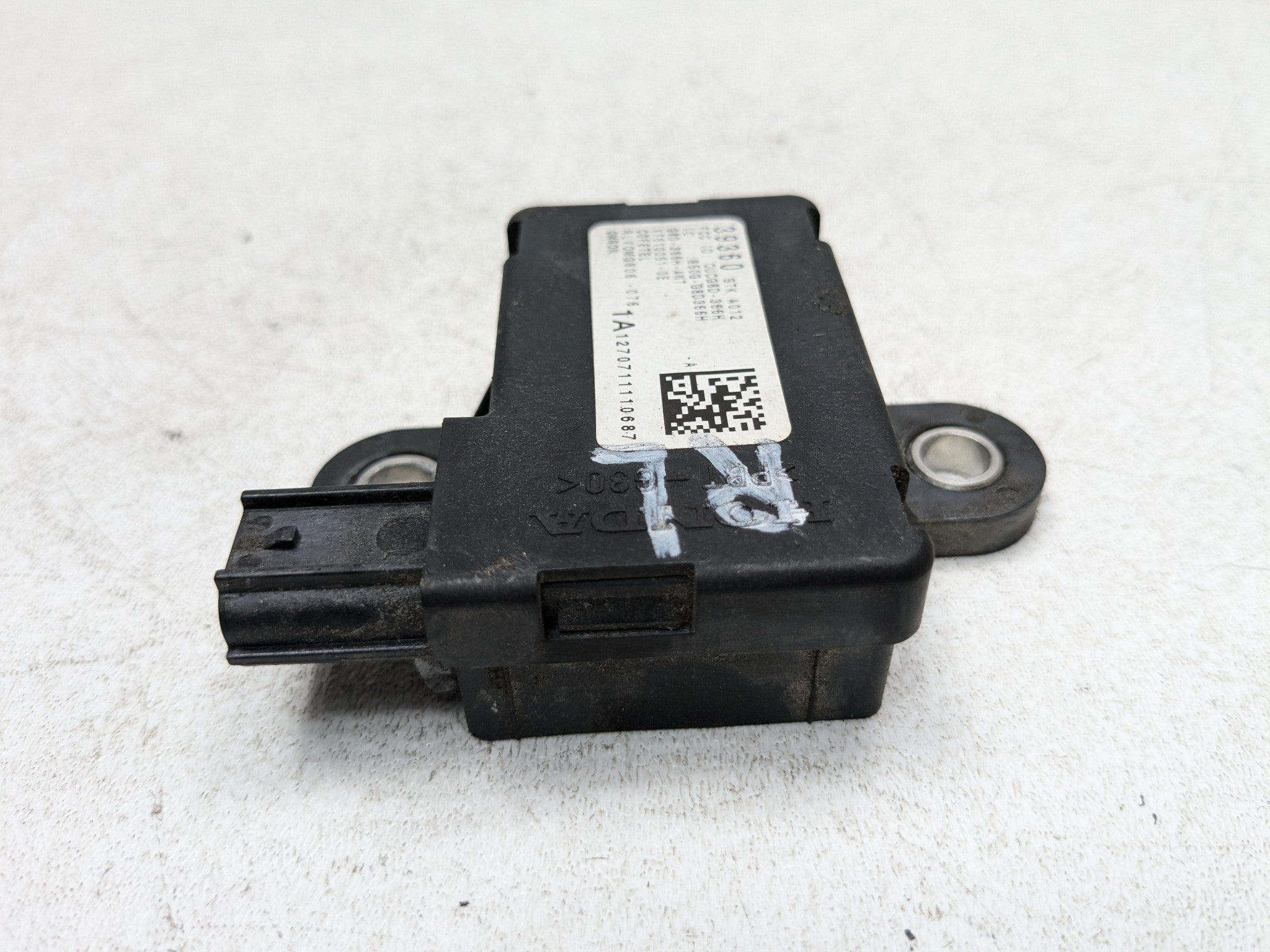 2004 - 2008 ACURA TSX OEM TPMS TIRE PRESSURE MONITORING SENSOR REAR LEFT SIDE