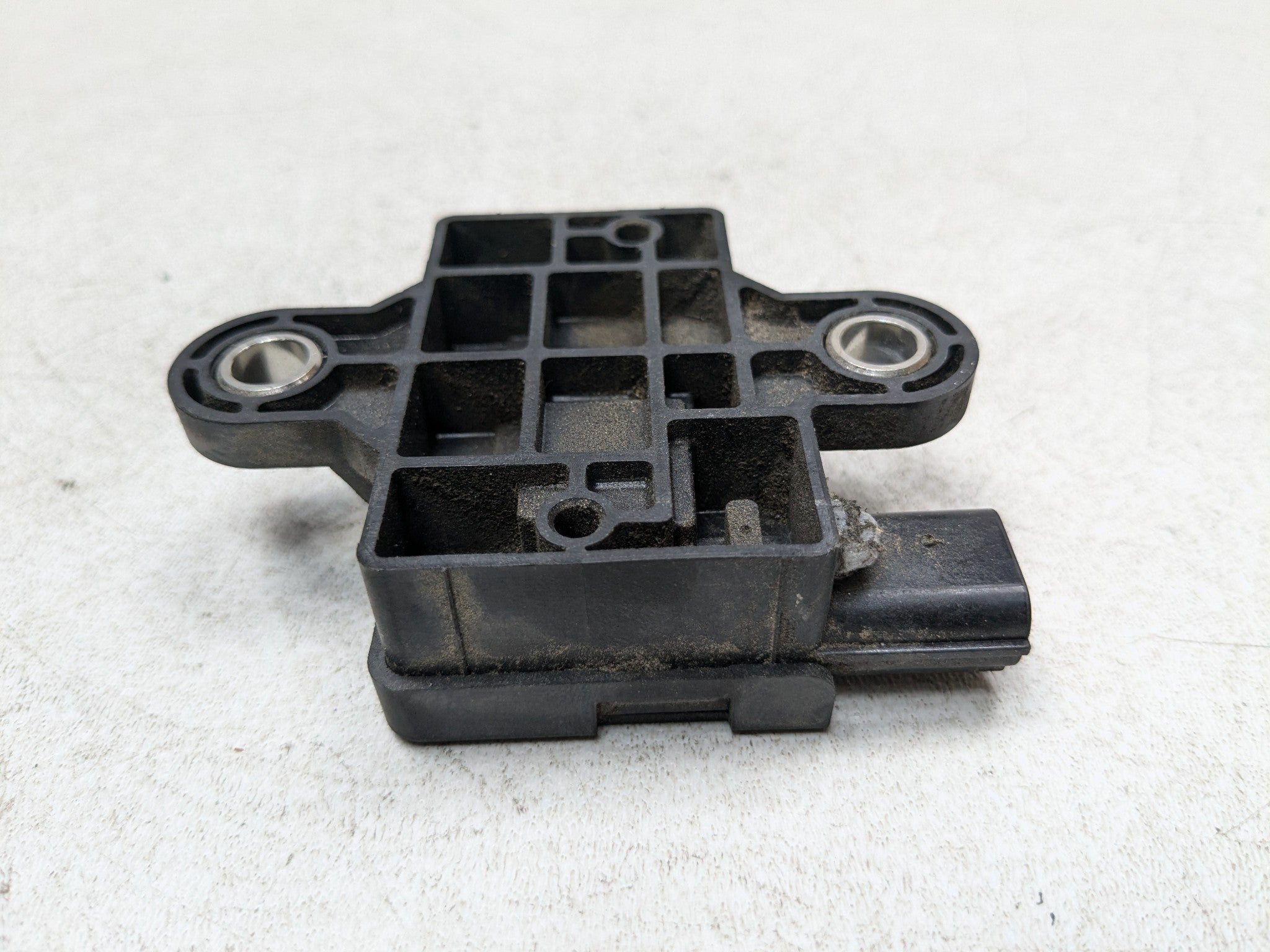 2004 - 2008 ACURA TSX OEM TPMS TIRE PRESSURE MONITORING SENSOR REAR LEFT SIDE