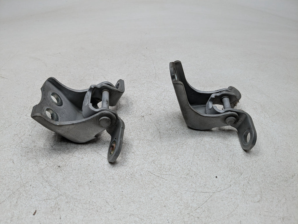 2004 - 2008 ACURA TSX OEM DOOR HINGES SET UPPER AND LOWER FRONT LEFT SIDE
