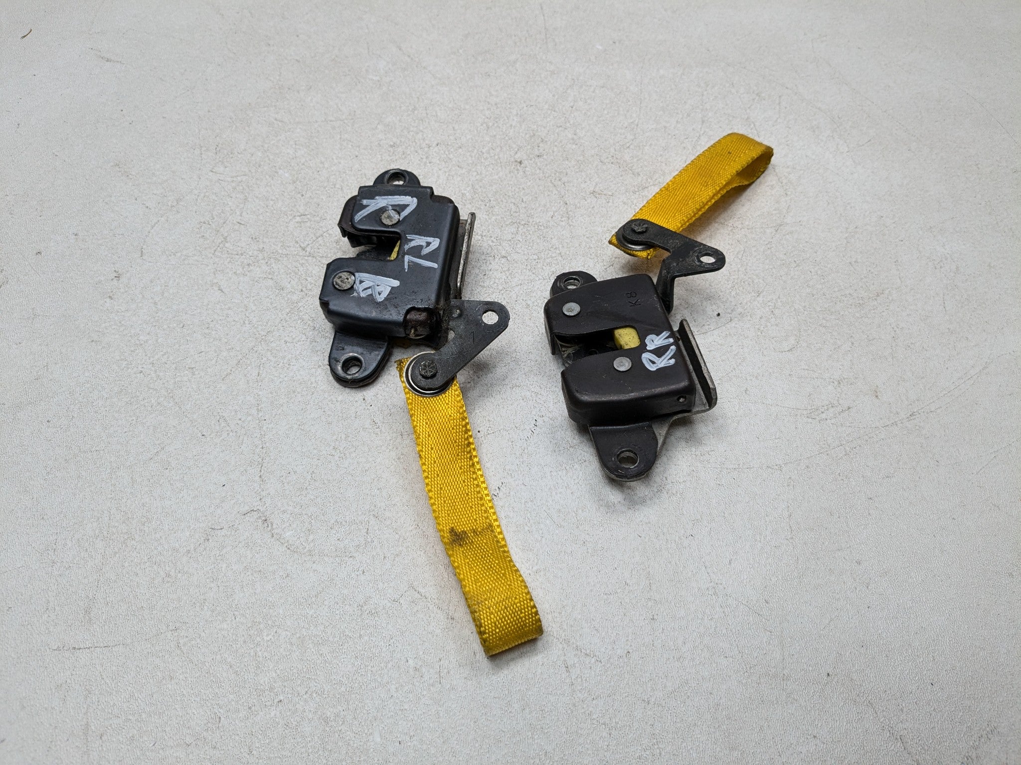 2004 - 2008 ACURA TSX OEM SEAT RELEASE LATCH LOCK REAR LEFT AND RIGHT SIDE