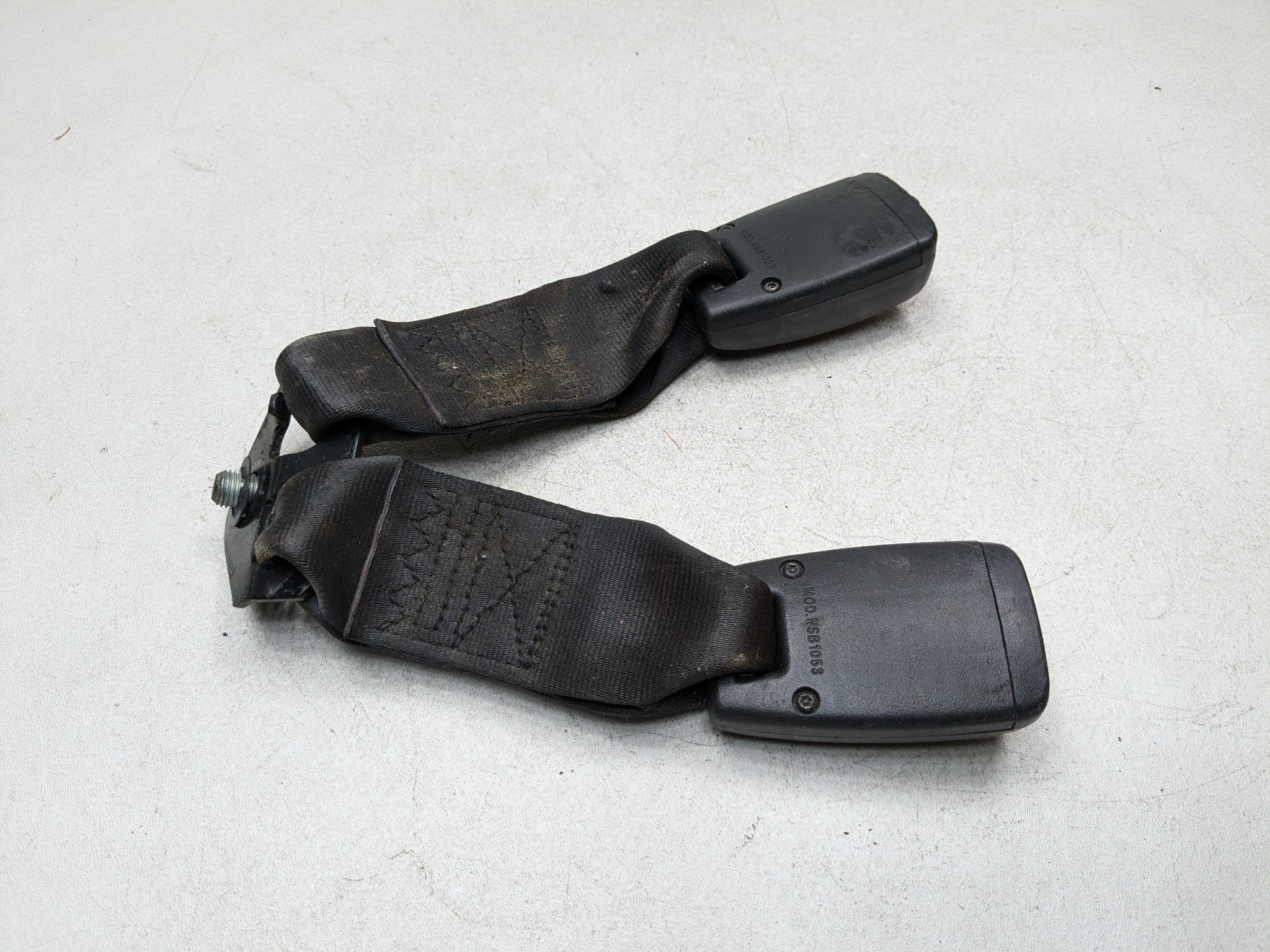 2004 - 2008 ACURA TSX OEM SEAT BELT BUCKLE REAR RIGHT PASSENGER SIDE