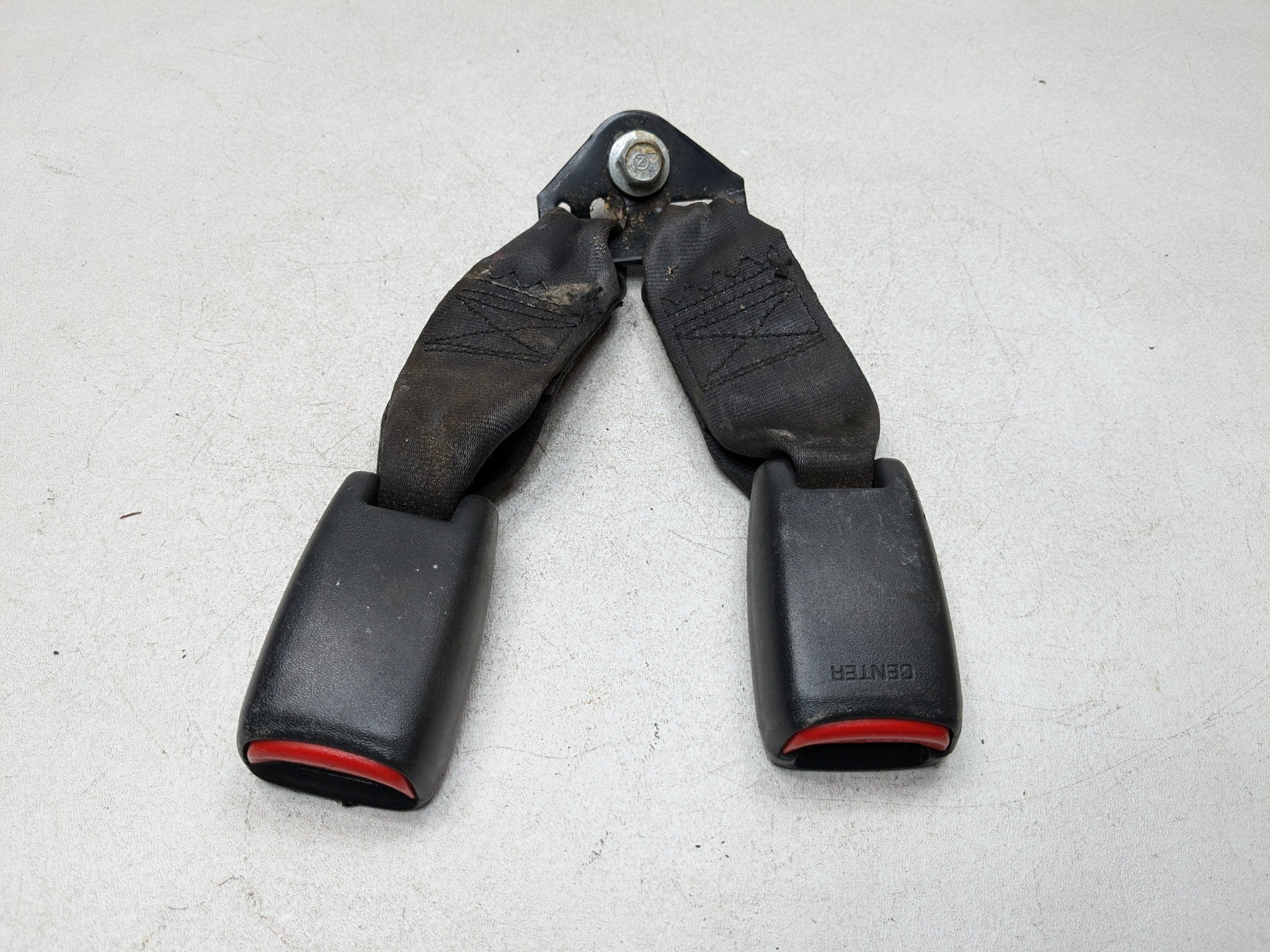 2004 - 2008 ACURA TSX OEM SEAT BELT BUCKLE REAR RIGHT PASSENGER SIDE
