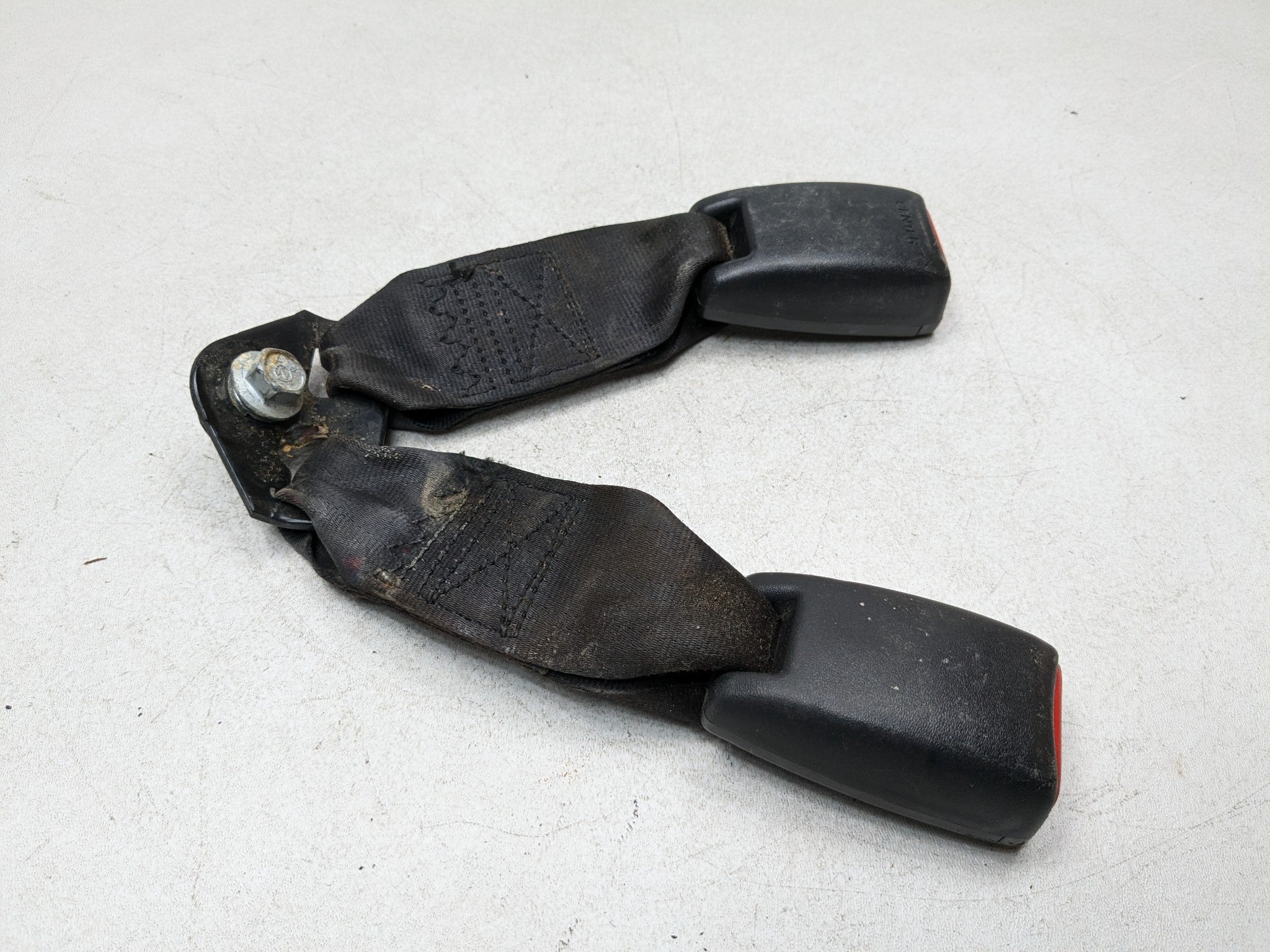 2004 - 2008 ACURA TSX OEM SEAT BELT BUCKLE REAR RIGHT PASSENGER SIDE