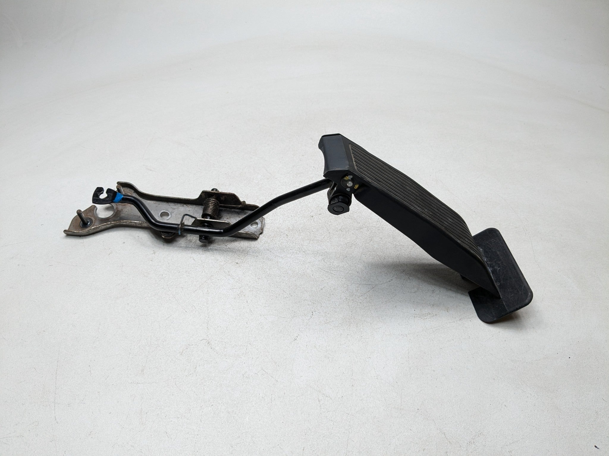 2004 - 2008 ACURA TSX OEM ENGINE MOTOR ACCELERATOR FLOOR GAS PEDAL ASSEMBLY
