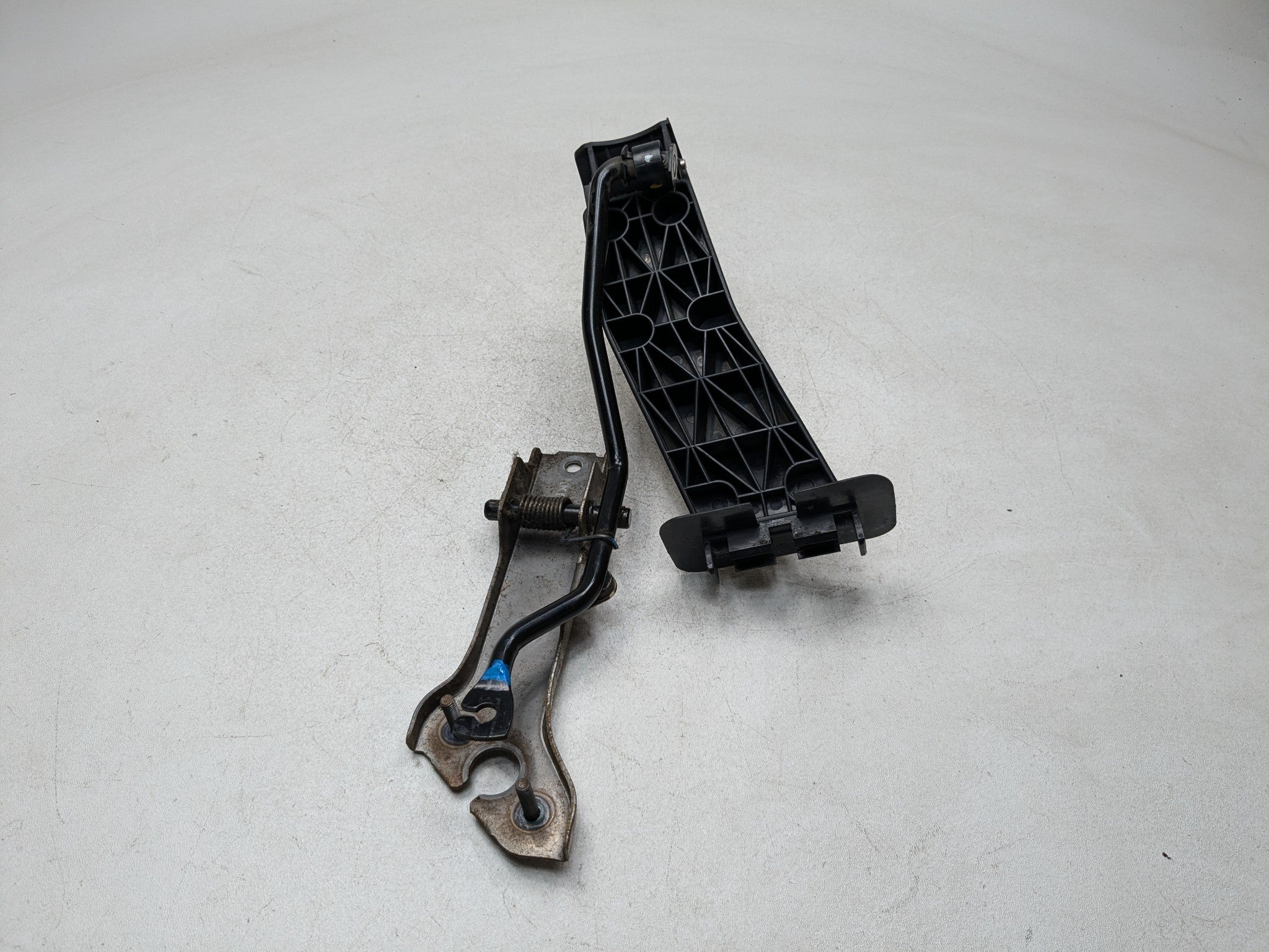 2004 - 2008 ACURA TSX OEM ENGINE MOTOR ACCELERATOR FLOOR GAS PEDAL ASSEMBLY