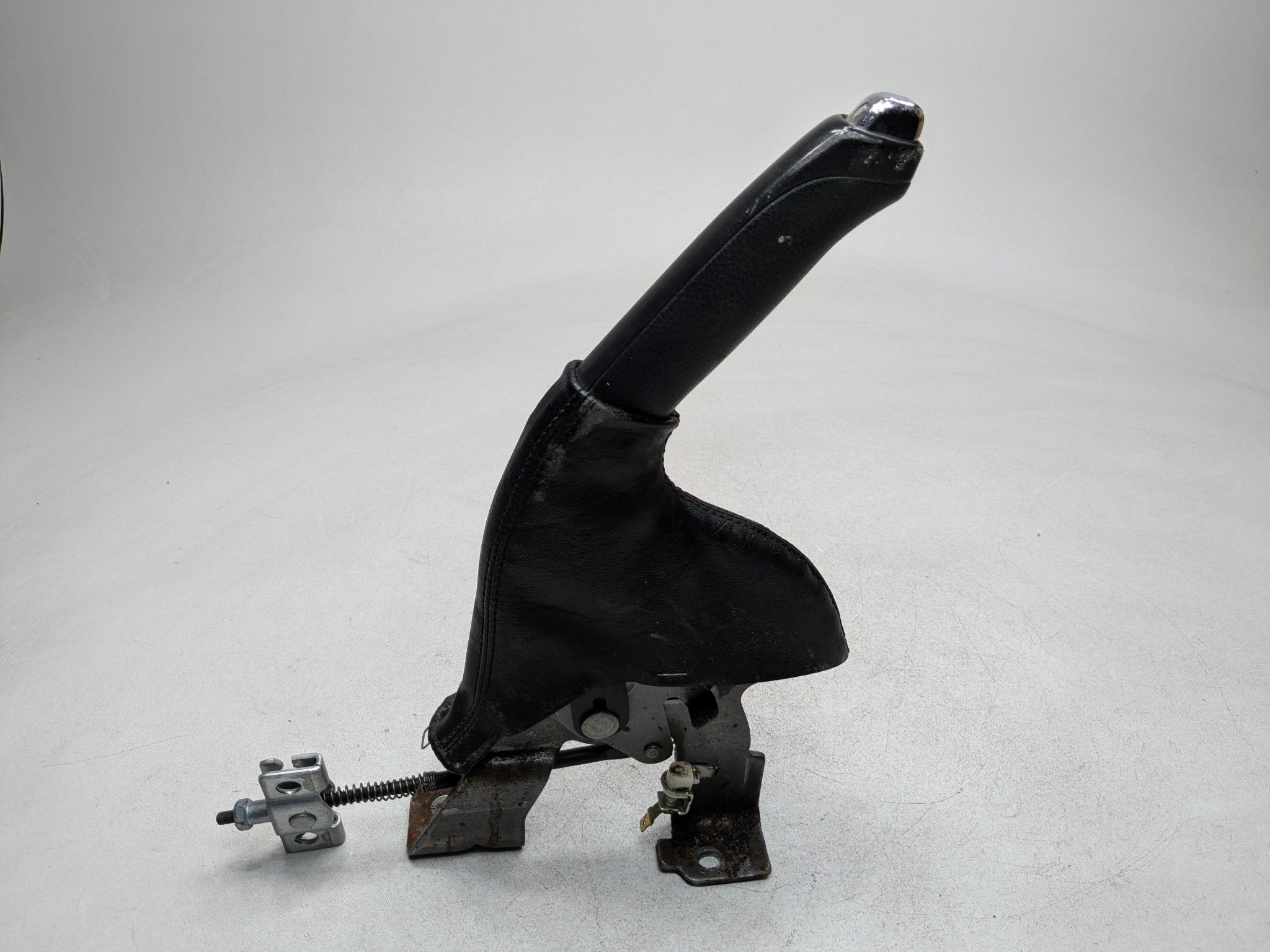 2004 - 2008 ACURA TSX OEM EMERGENCY PARKING BRAKE HANDLE LEVER ASSEMBLY BLACK