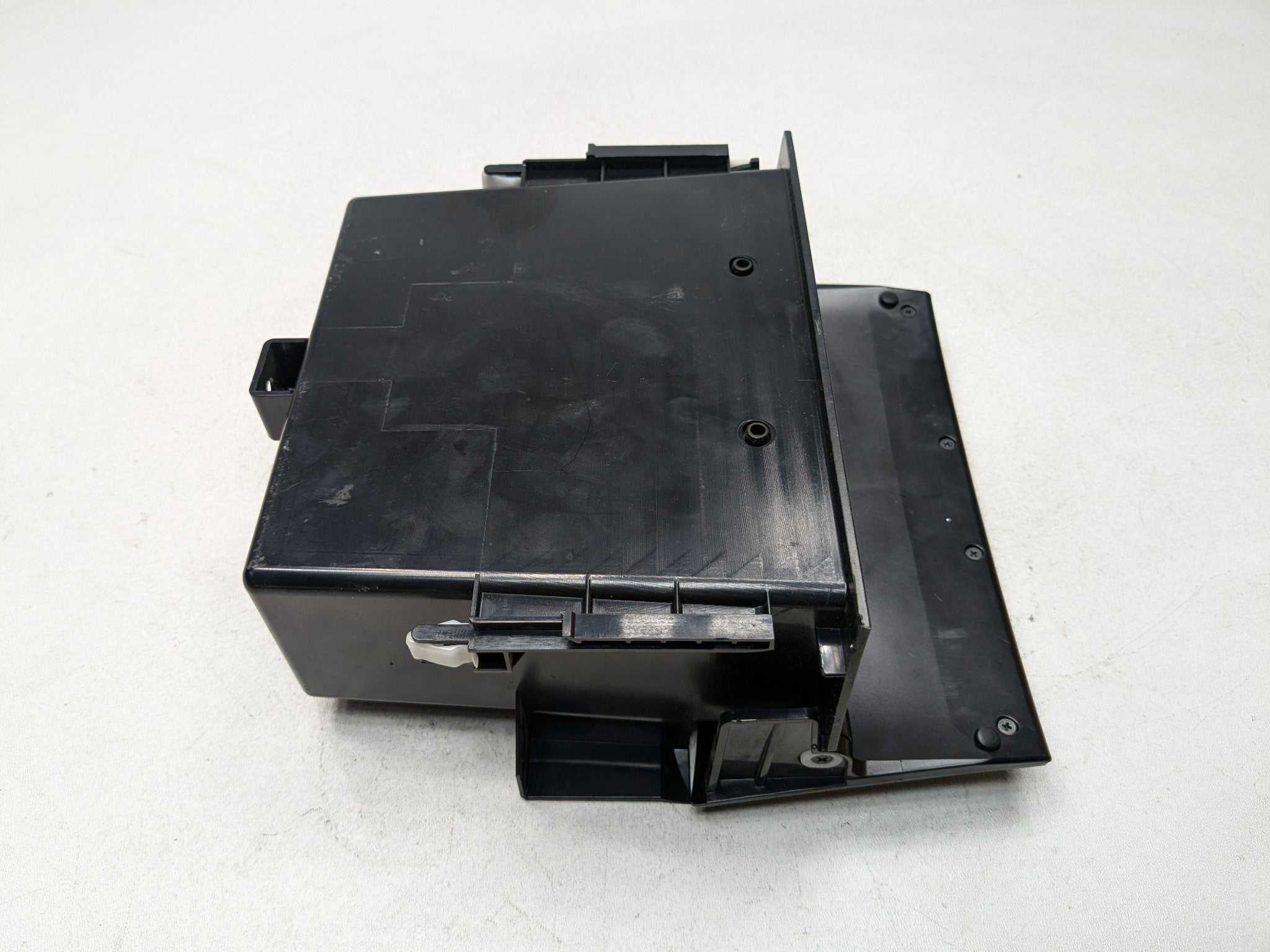 2004 - 2008 ACURA TSX OEM CENTER CONSOLE ASHTRAY STORAGE COMPARTMENT ASSEMBLY