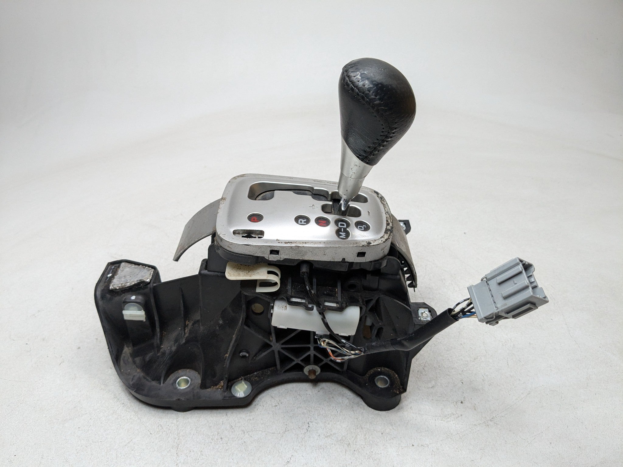 2004 - 2008 ACURA TSX OEM AUTOMATIC TRANSMISSION GEAR FLOOR SHIFTER LEVER