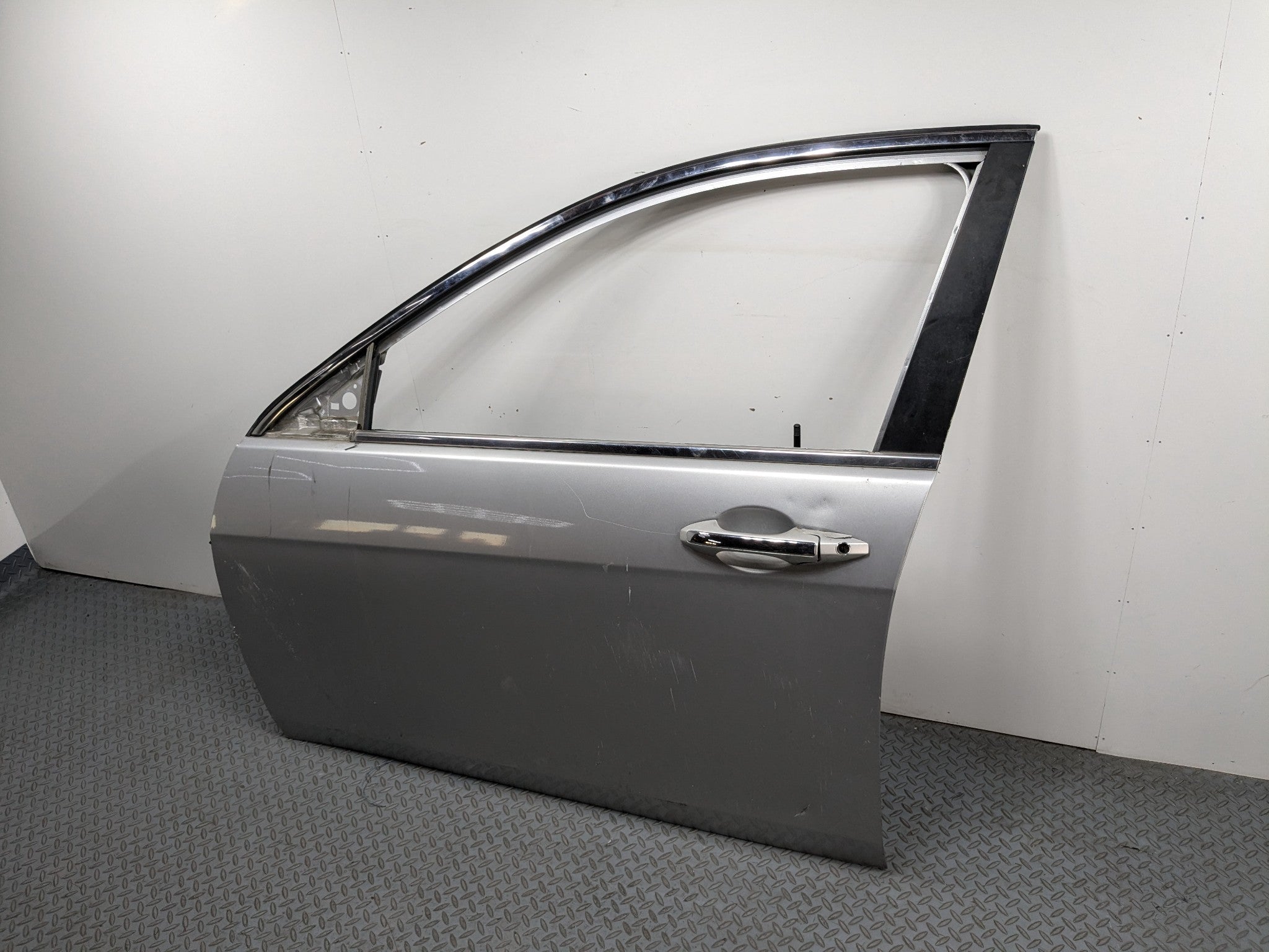 04 - 08 ACURA TSX OEM DOOR SHELL PANEL METALLIC SILVER FRONT LEFT DRIVER SIDE