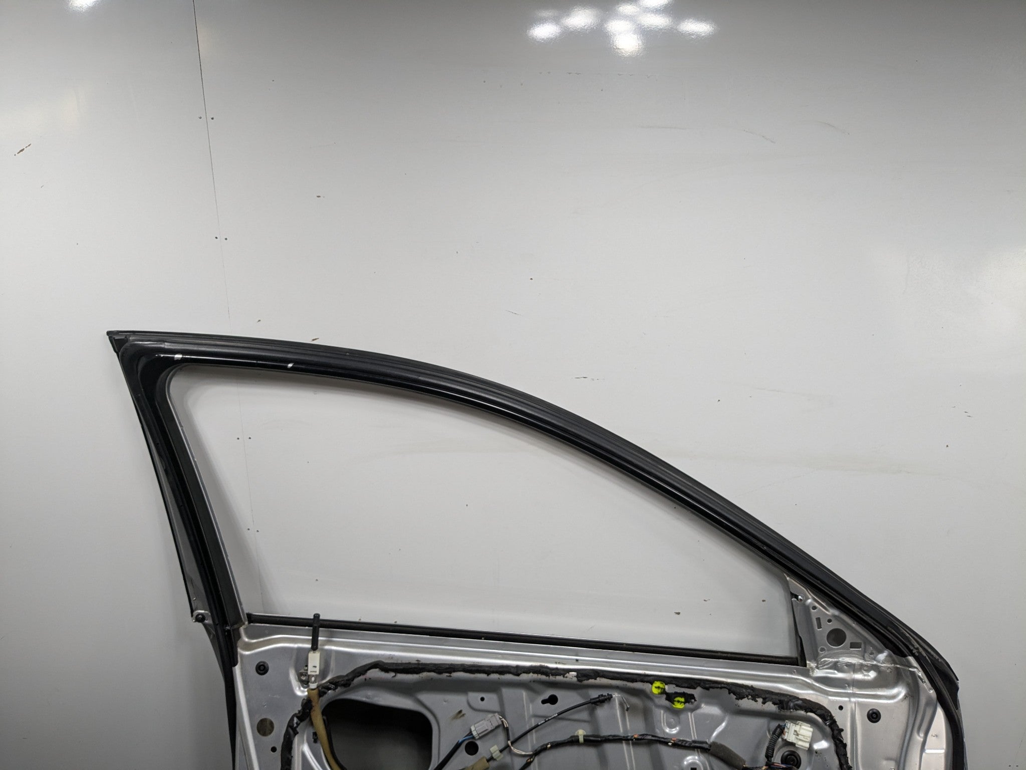 04 - 08 ACURA TSX OEM DOOR SHELL PANEL METALLIC SILVER FRONT LEFT DRIVER SIDE