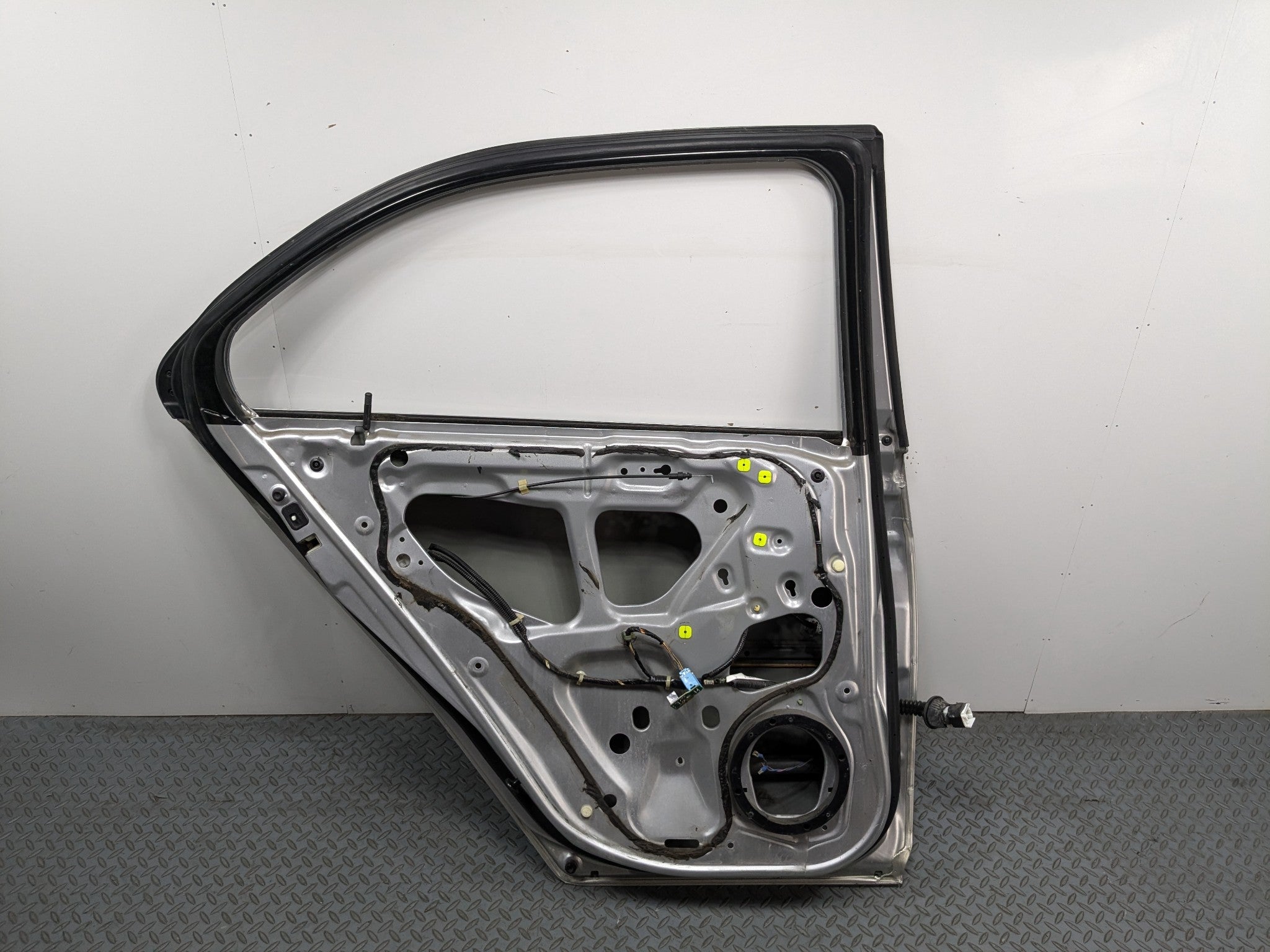 2004 - 2008 ACURA TSX OEM DOOR SHELL PANEL SILVER METALLIC REAR LEFT DRIVER SIDE