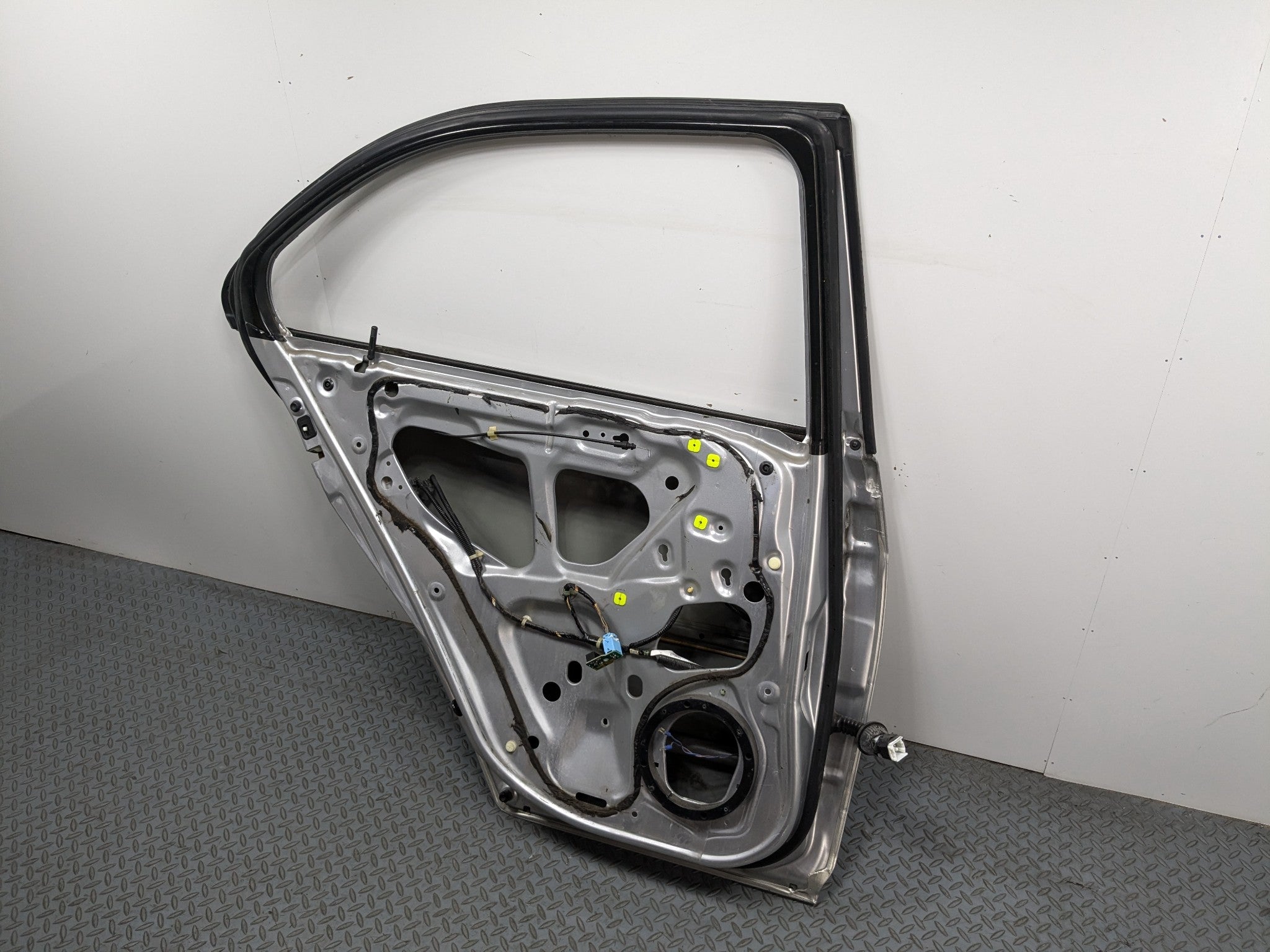 2004 - 2008 ACURA TSX OEM DOOR SHELL PANEL SILVER METALLIC REAR LEFT DRIVER SIDE