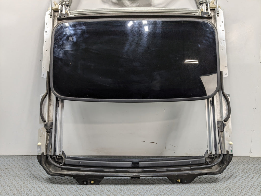 04 - 08 ACURA TSX OEM SUN ROOF MOON ROOF GLASS WITH BRACKET FRAME PANEL ASSEMBLY