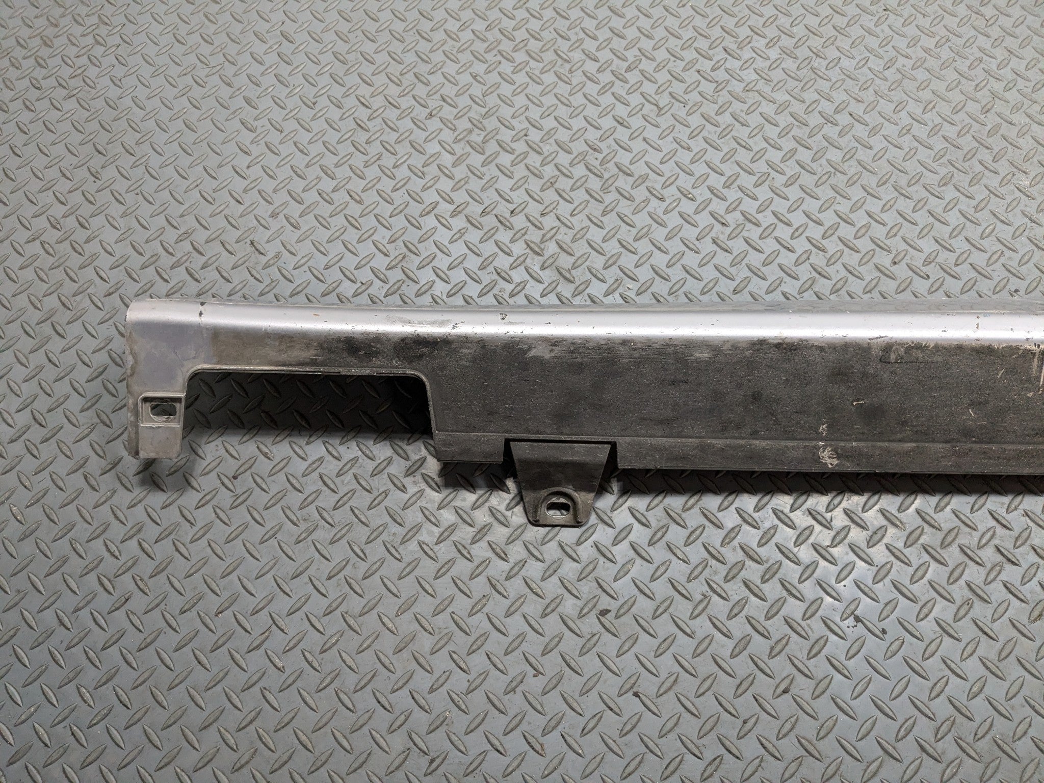 04 - 08 ACURA TSX OEM ROCKER MOLDING SKIRT TRIM PANEL METALLIC SILVER LEFT SIDE