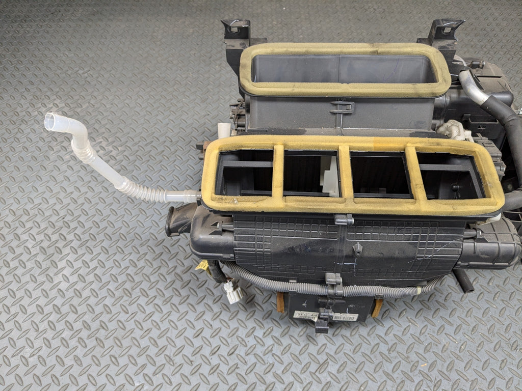 2004 - 2008 ACURA TSX OEM HEATER CORE UNIT EVAPORATOR WITH BLOWER FAN MOTOR BOX