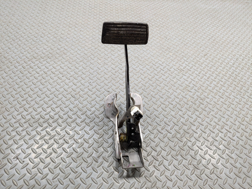 2004 - 2008 ACURA TSX OEM FRONT FLOOR FOOT BRAKE PEDAL WITH BRACKET