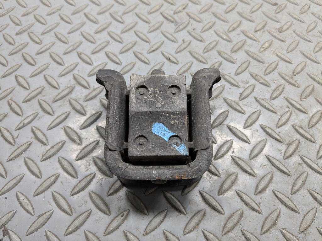 2004 - 2008 ACURA TSX OEM ENGINE FRAME MOUNT RUBBER STOPPER INSULATOR ASSEMBLY
