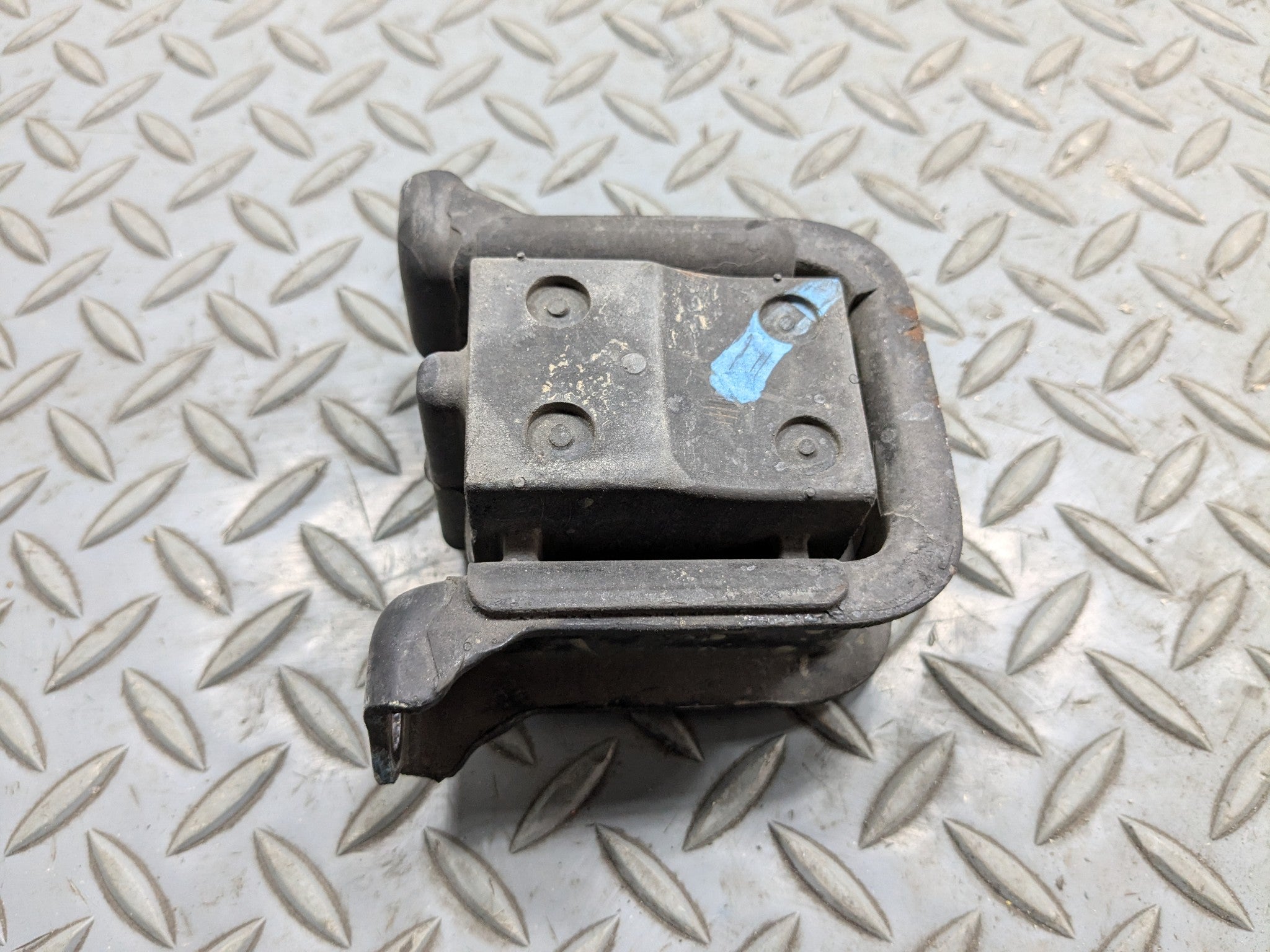 2004 - 2008 ACURA TSX OEM ENGINE FRAME MOUNT RUBBER STOPPER INSULATOR ASSEMBLY