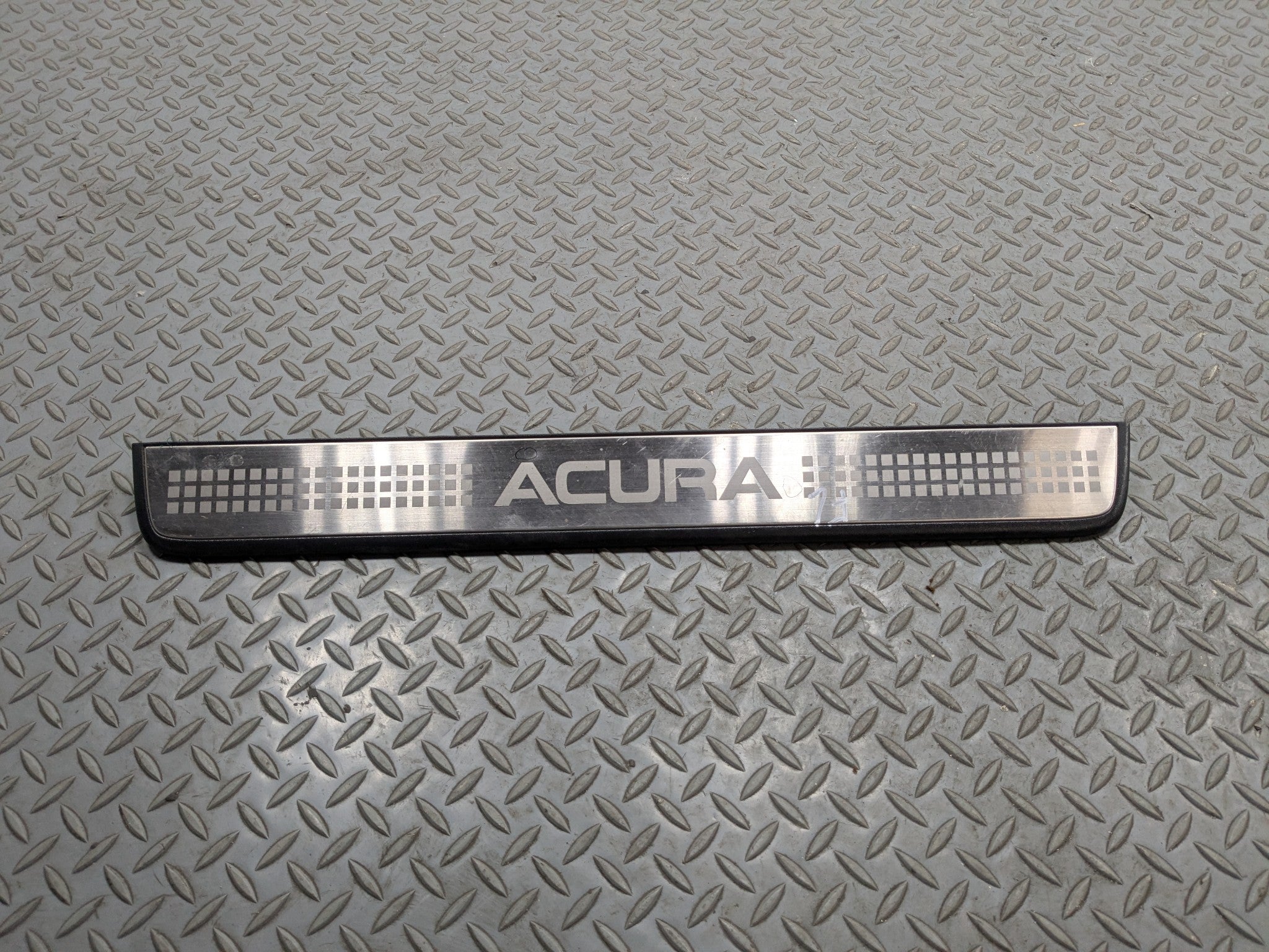 2004 - 2008 ACURA TSX OEM DOOR SCUFF SILL PLATE TRIM FRONT LEFT DRIVER SIDE