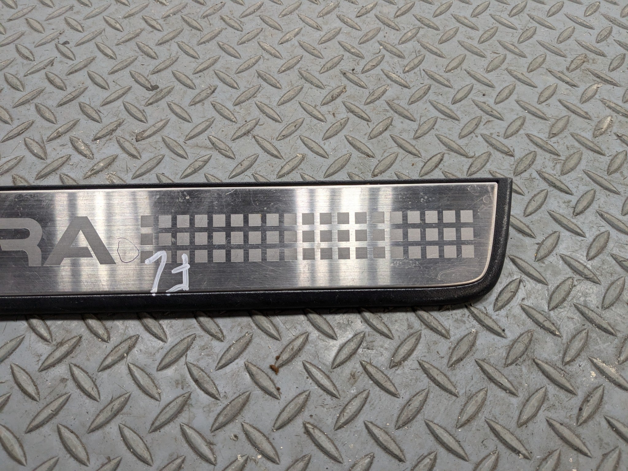 2004 - 2008 ACURA TSX OEM DOOR SCUFF SILL PLATE TRIM FRONT LEFT DRIVER SIDE